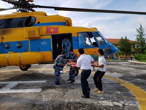 Máy bay Mi71 cứu ngư dân gặp nạn ở đảo Sinh Tồn ảnh 1 May bay Mi71 cuu ngu dan gap nan o dao Sinh Ton anh 1