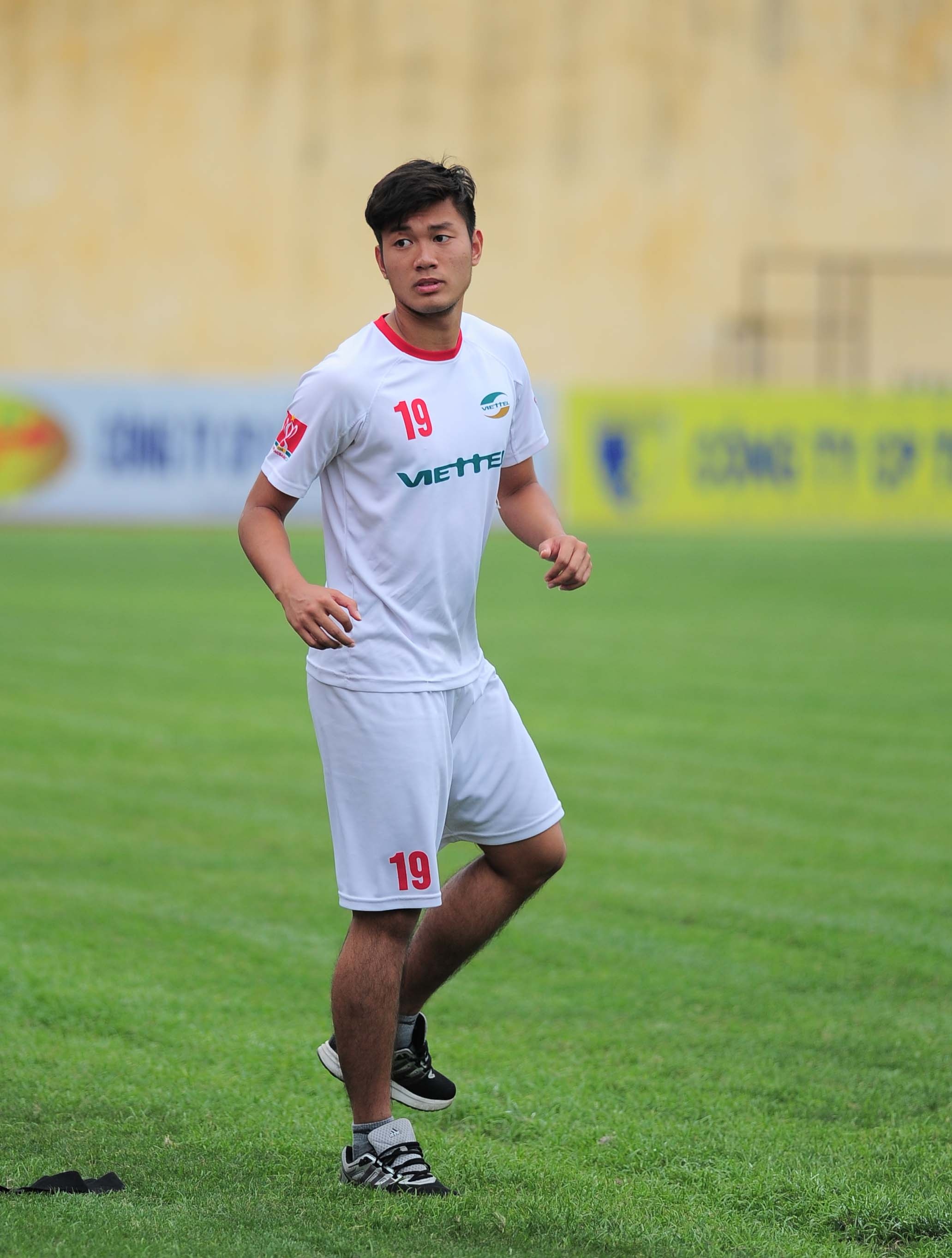 Viettel quyet tam thang Nam Dinh anh 5
