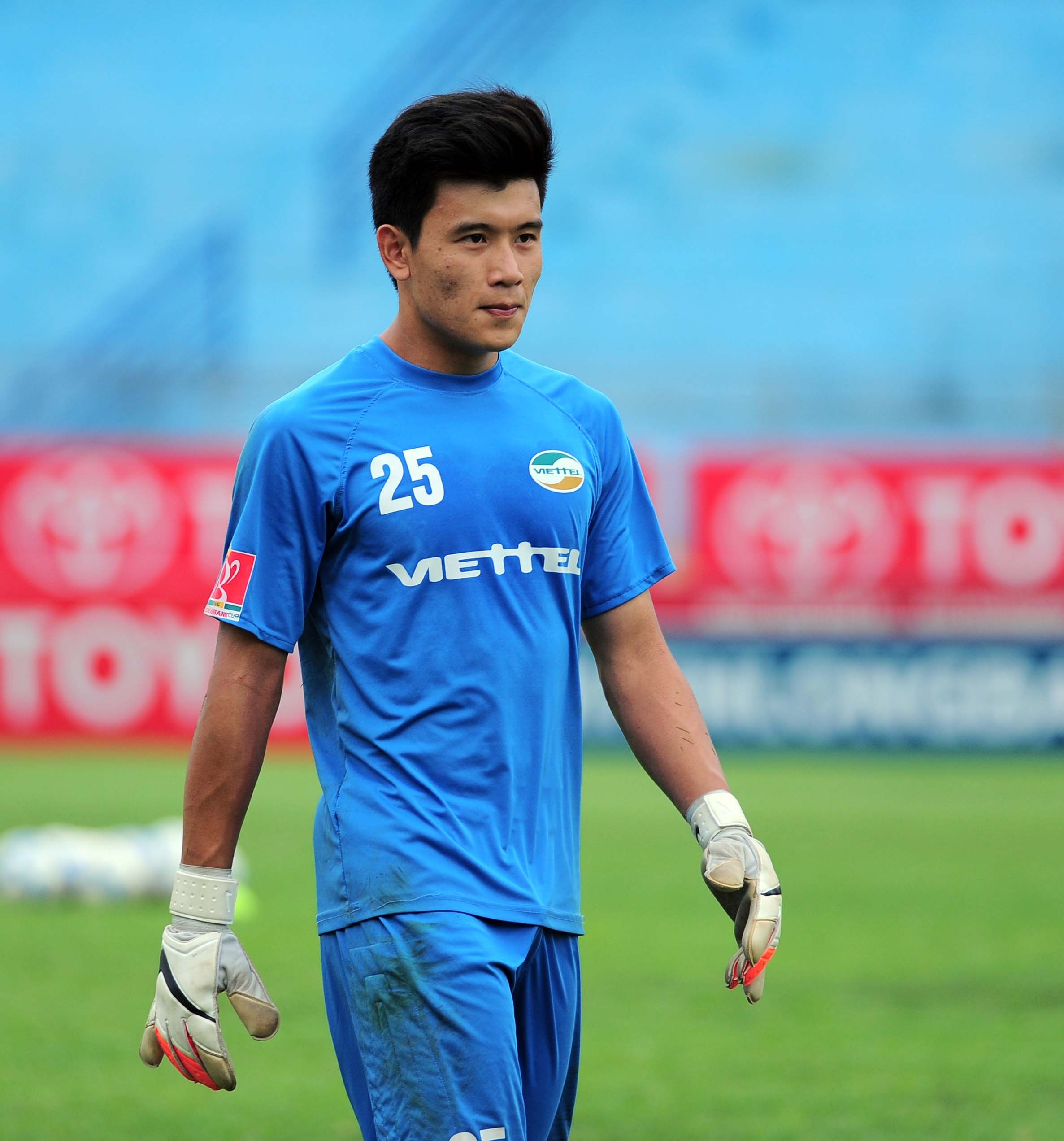 Viettel quyet tam thang Nam Dinh anh 9