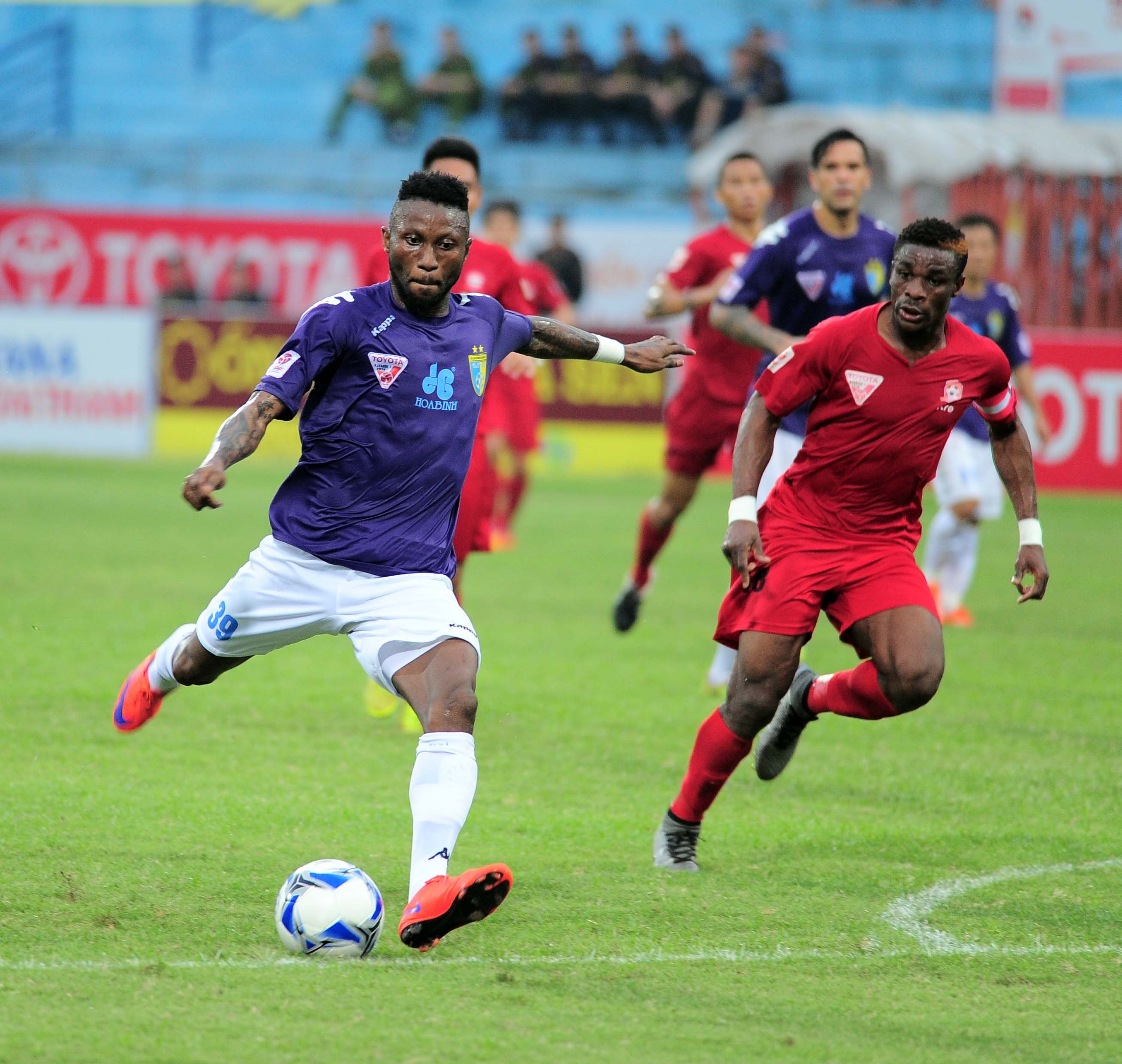 Samson che nhao trong tai anh 5