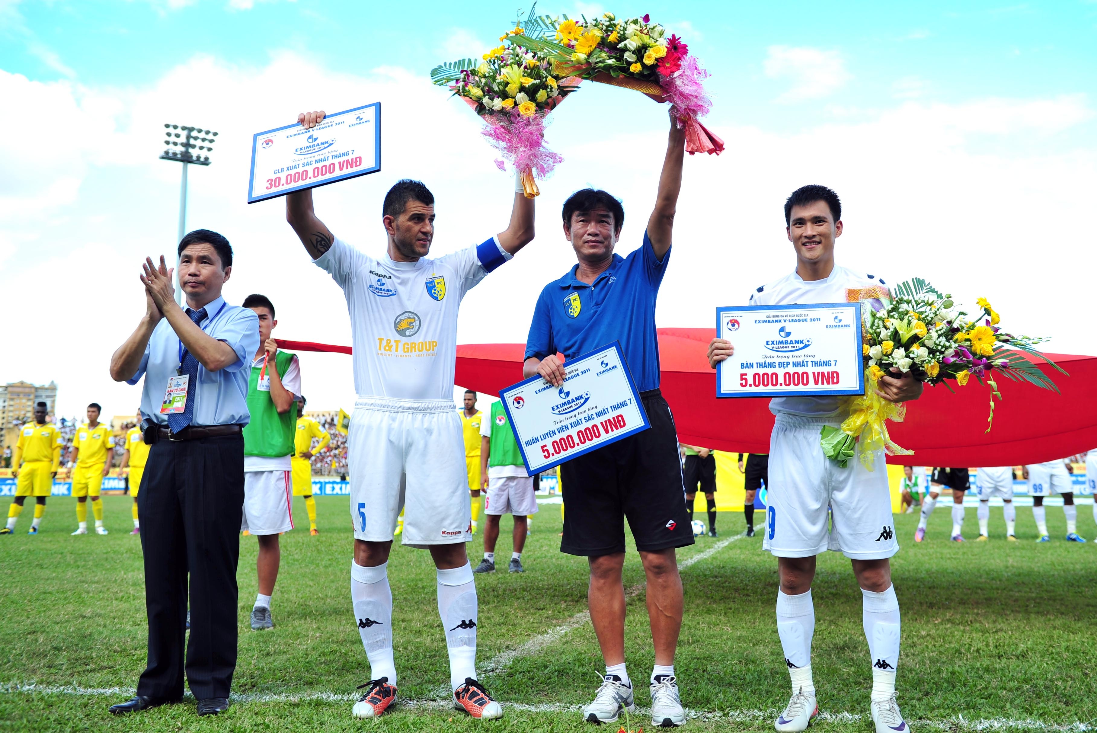 Hữu Thắng và Công Vinh ảnh 3 Huu Thang va Cong Vinh anh 3