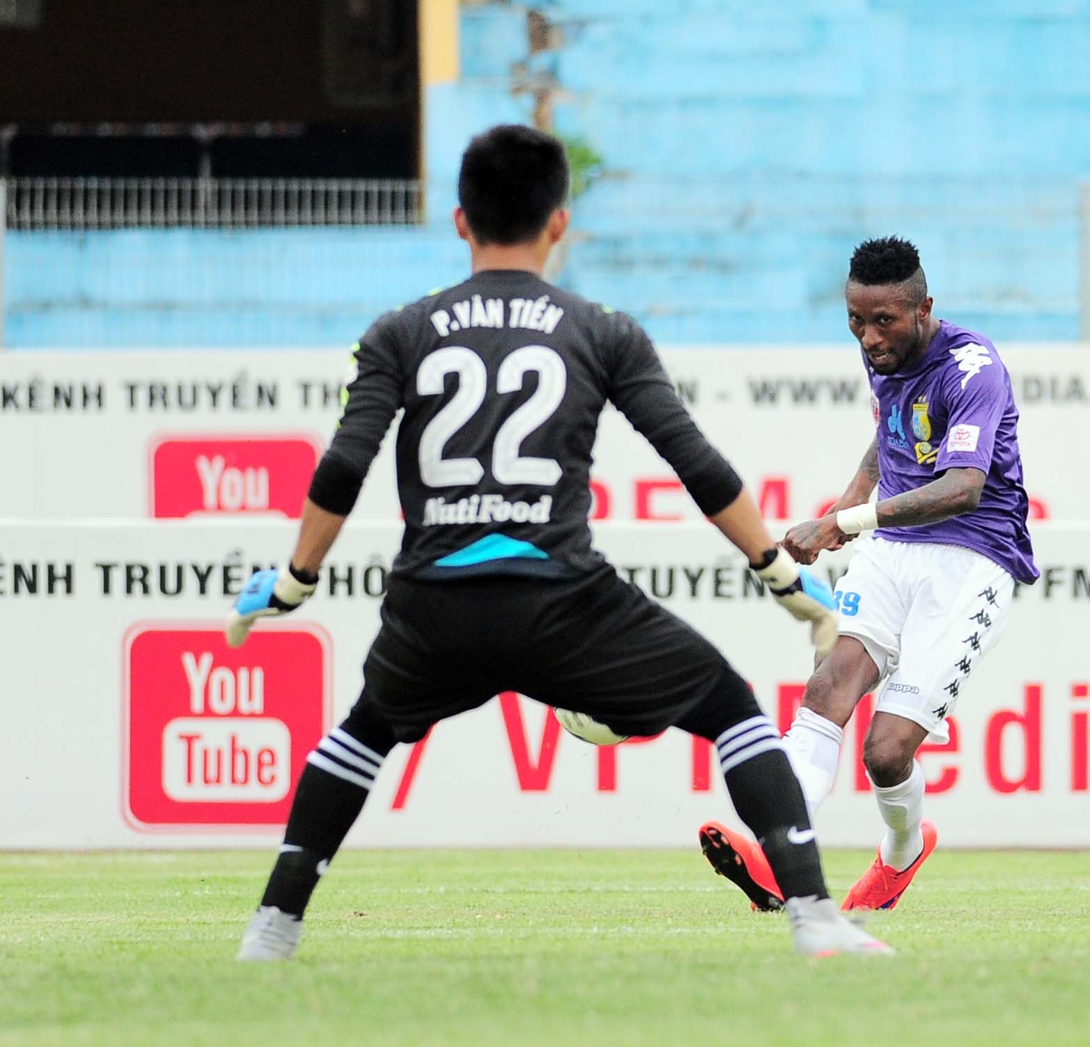 HA.GL thua dam HN T&T anh 7