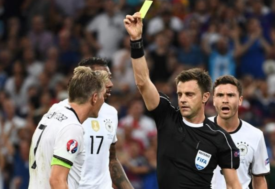 Trong tai thoi 11 m Duc la hoan toan dung luat hinh anh