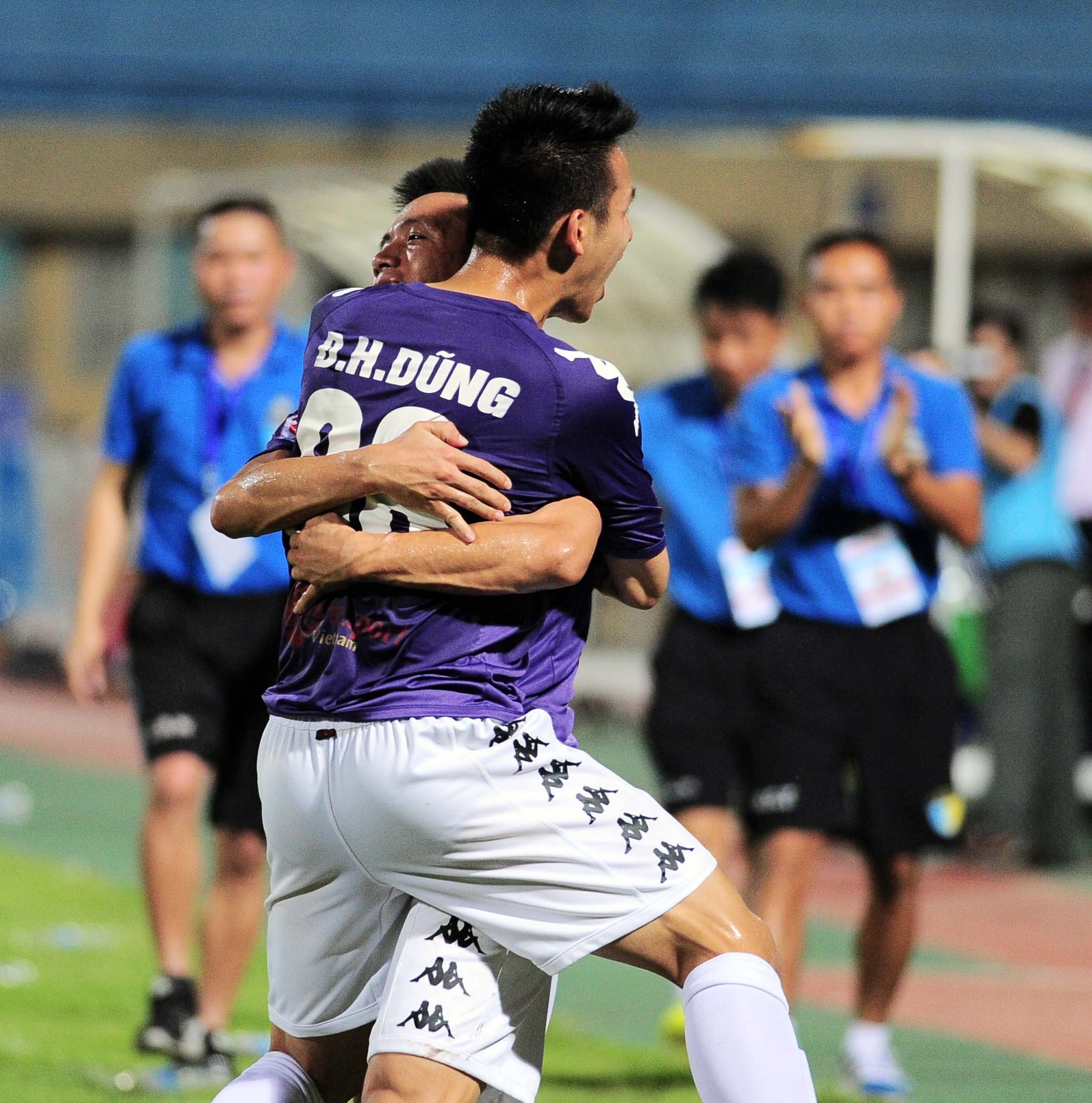 hoc tro Miura anh 11