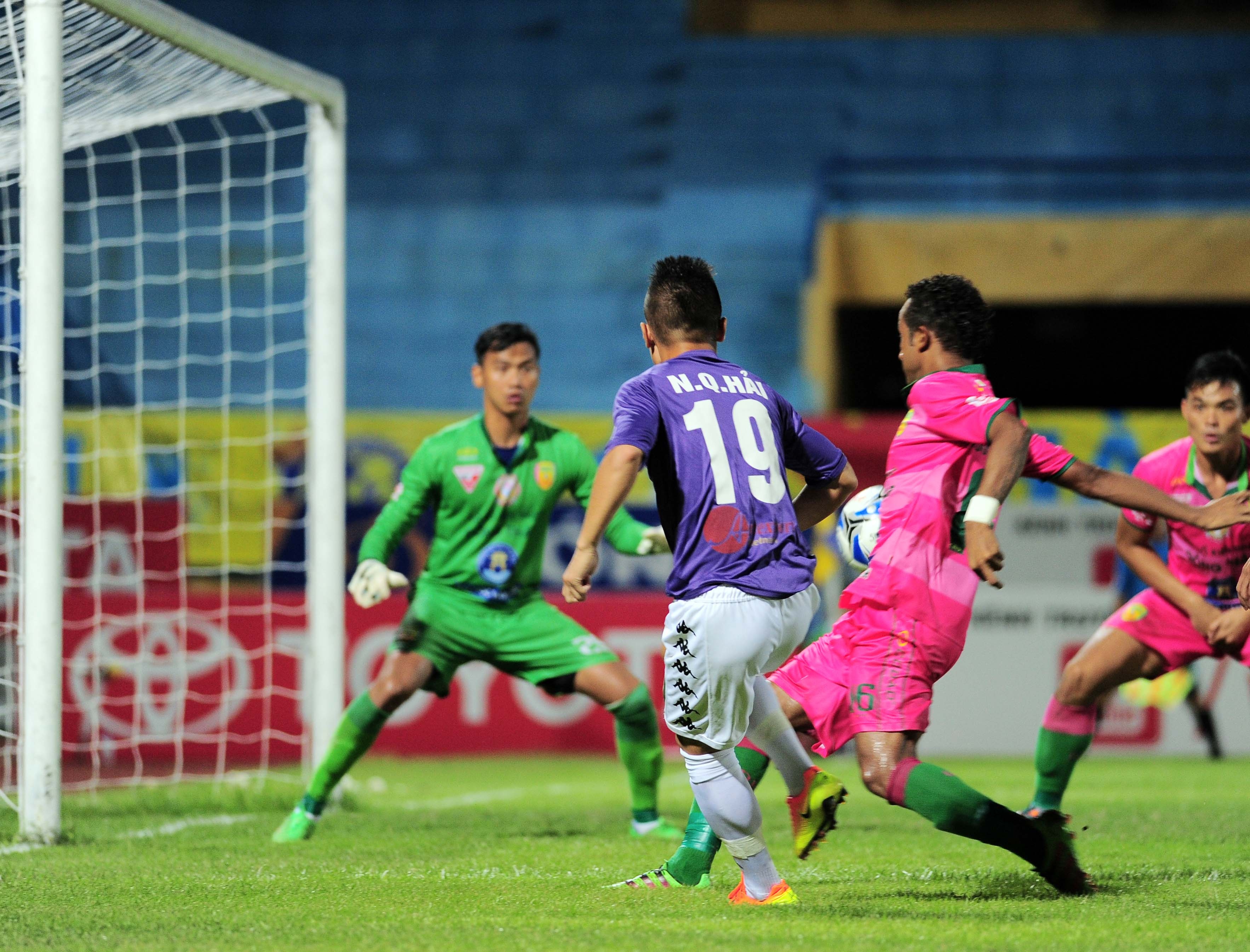 HN T&T len nhi bang anh 4