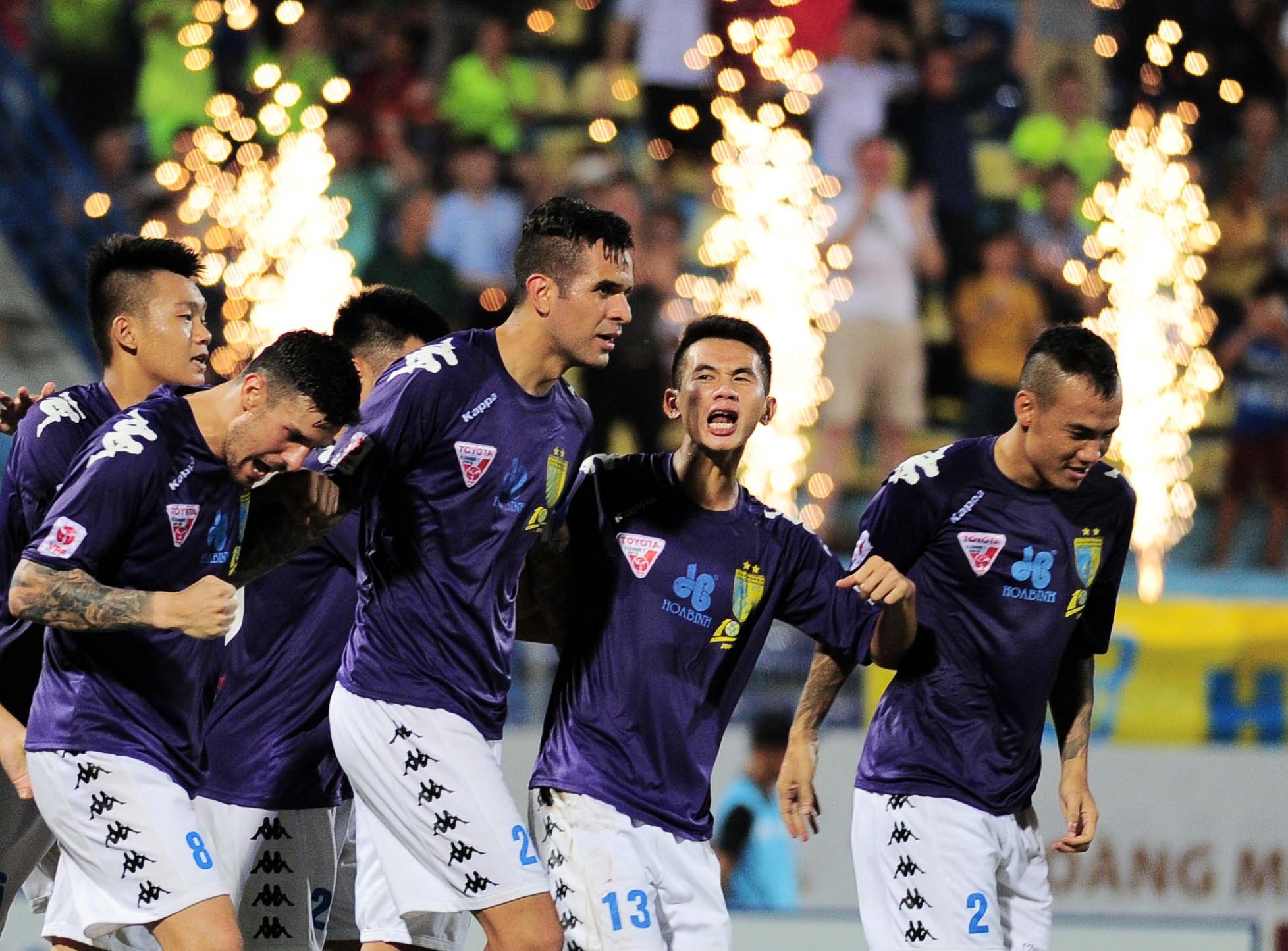 Gonzalo da hong 11 m, HN T&T van len nhi V.League 2016 hinh anh