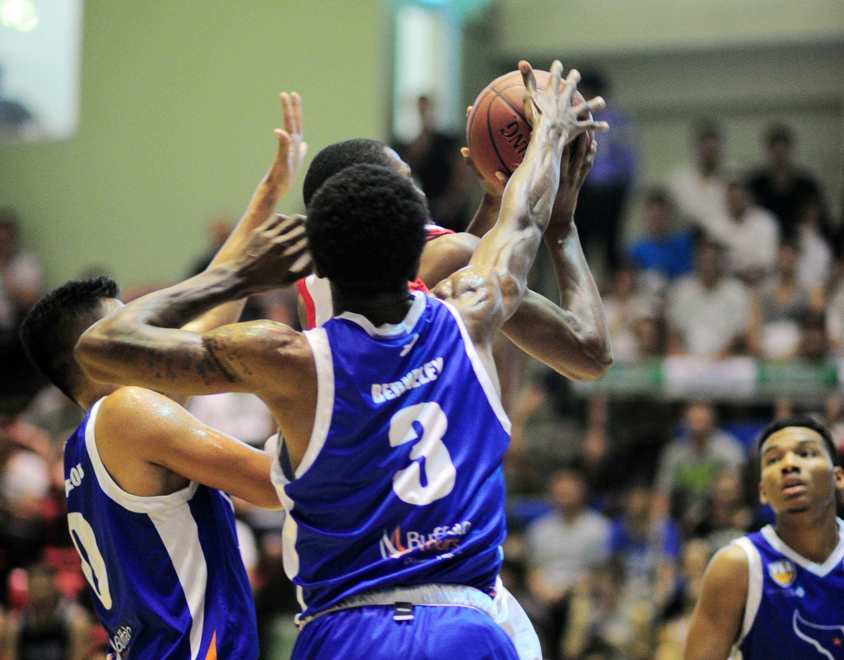 Saigon Heat that bai anh 8