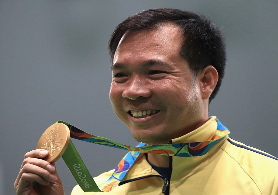 Hoang Xuan Vinh gianh HCV Olympic anh 2