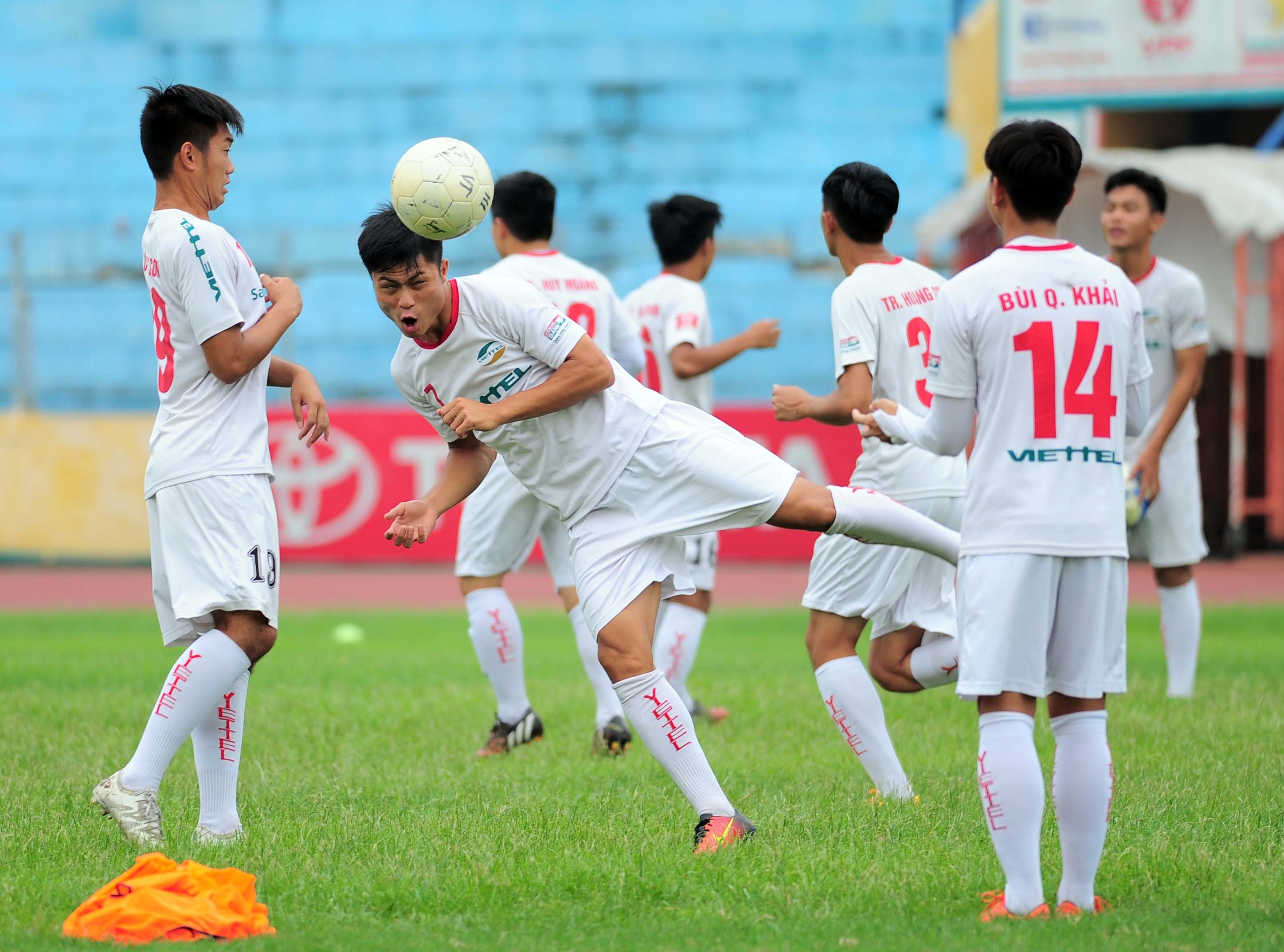 suat play-off du V.League anh 1
