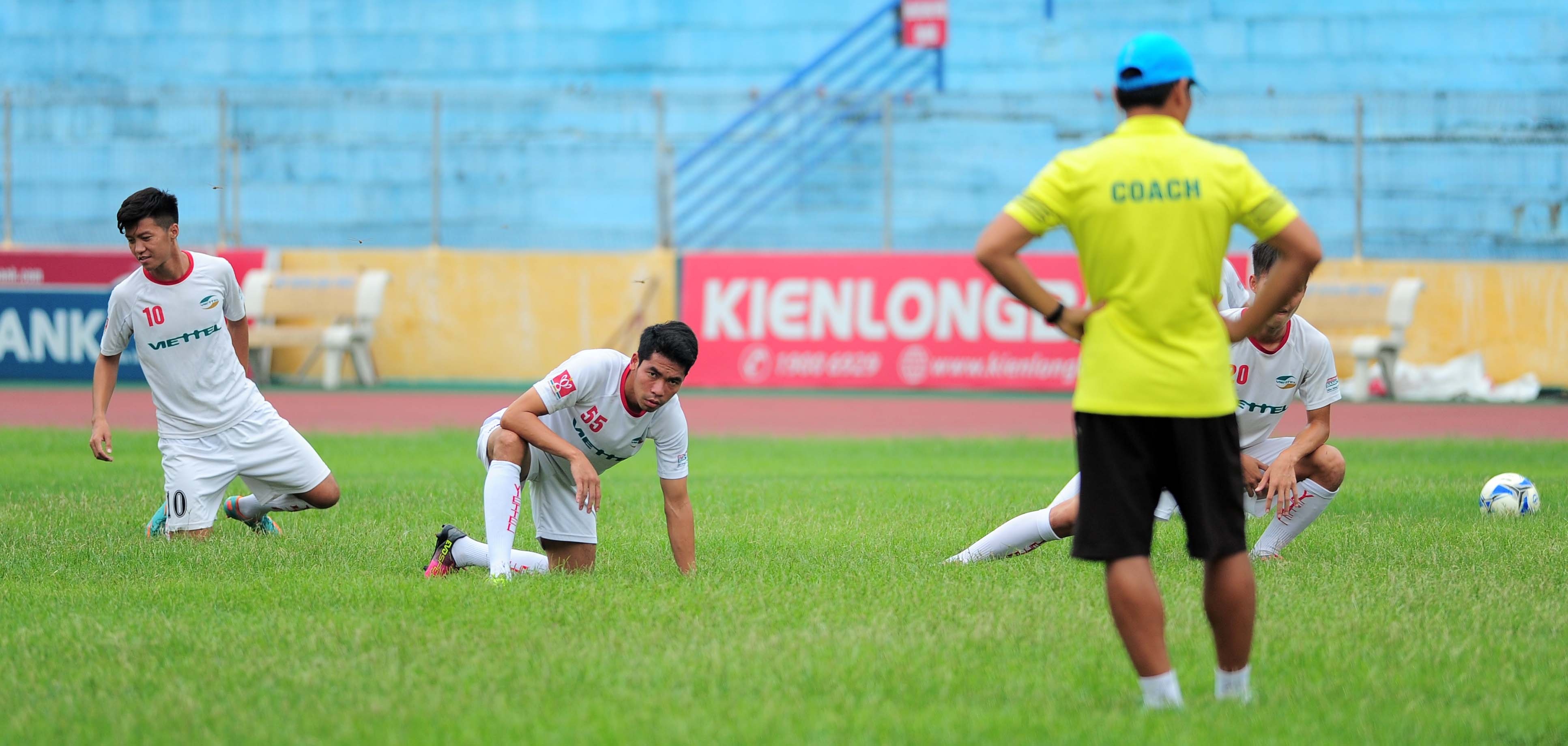 suat play-off du V.League anh 2