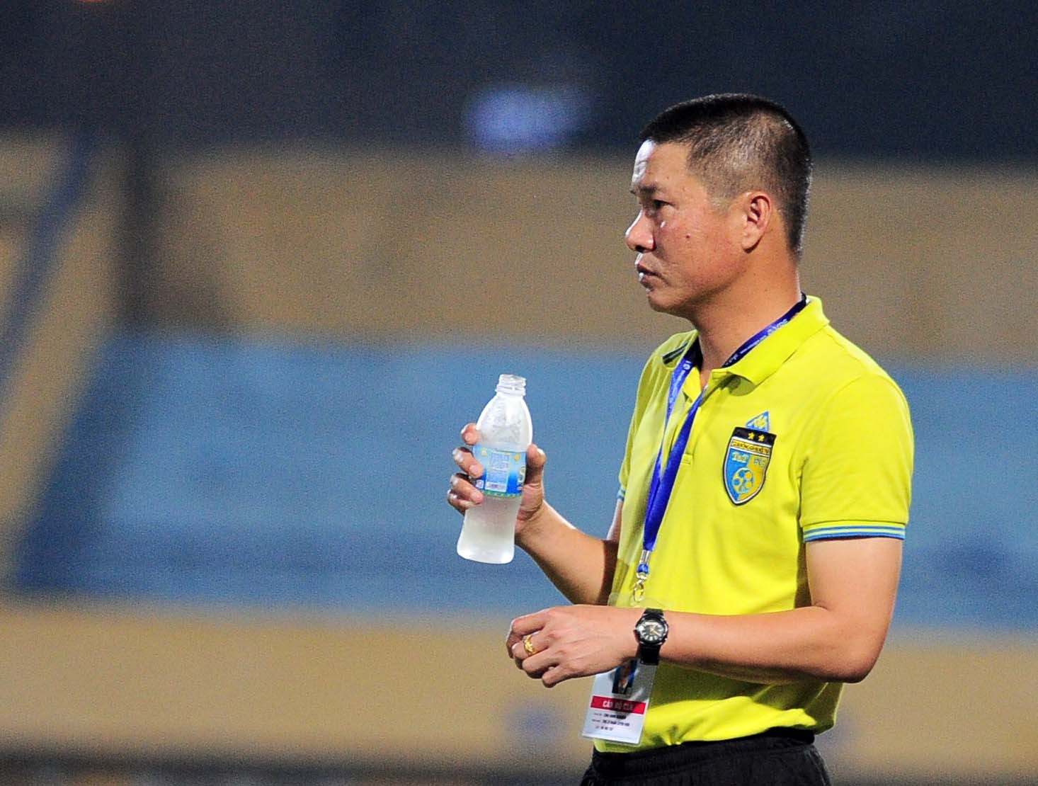 V.League 2016: Ha Noi T&T len dau bang hinh anh