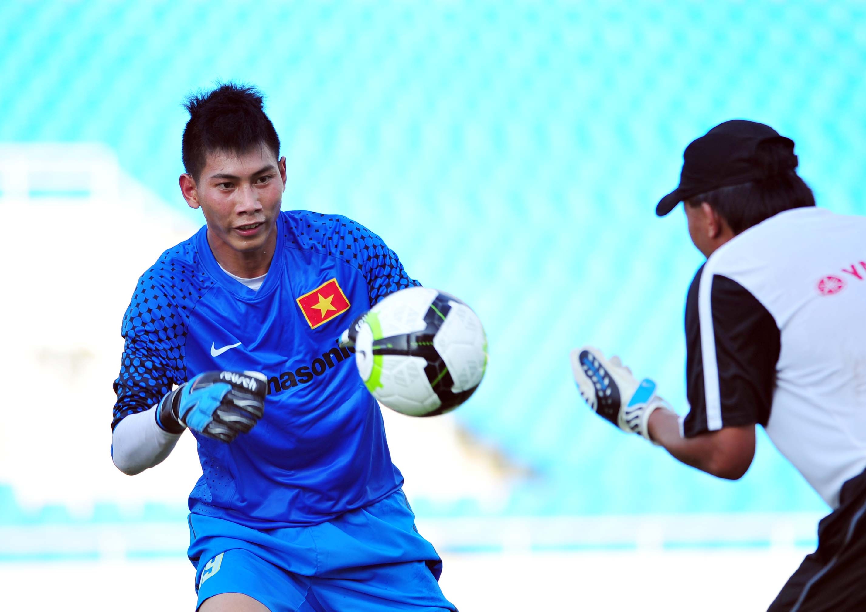 Thu mon Tuan Manh: Toi da dinh ve mo quan com hinh anh