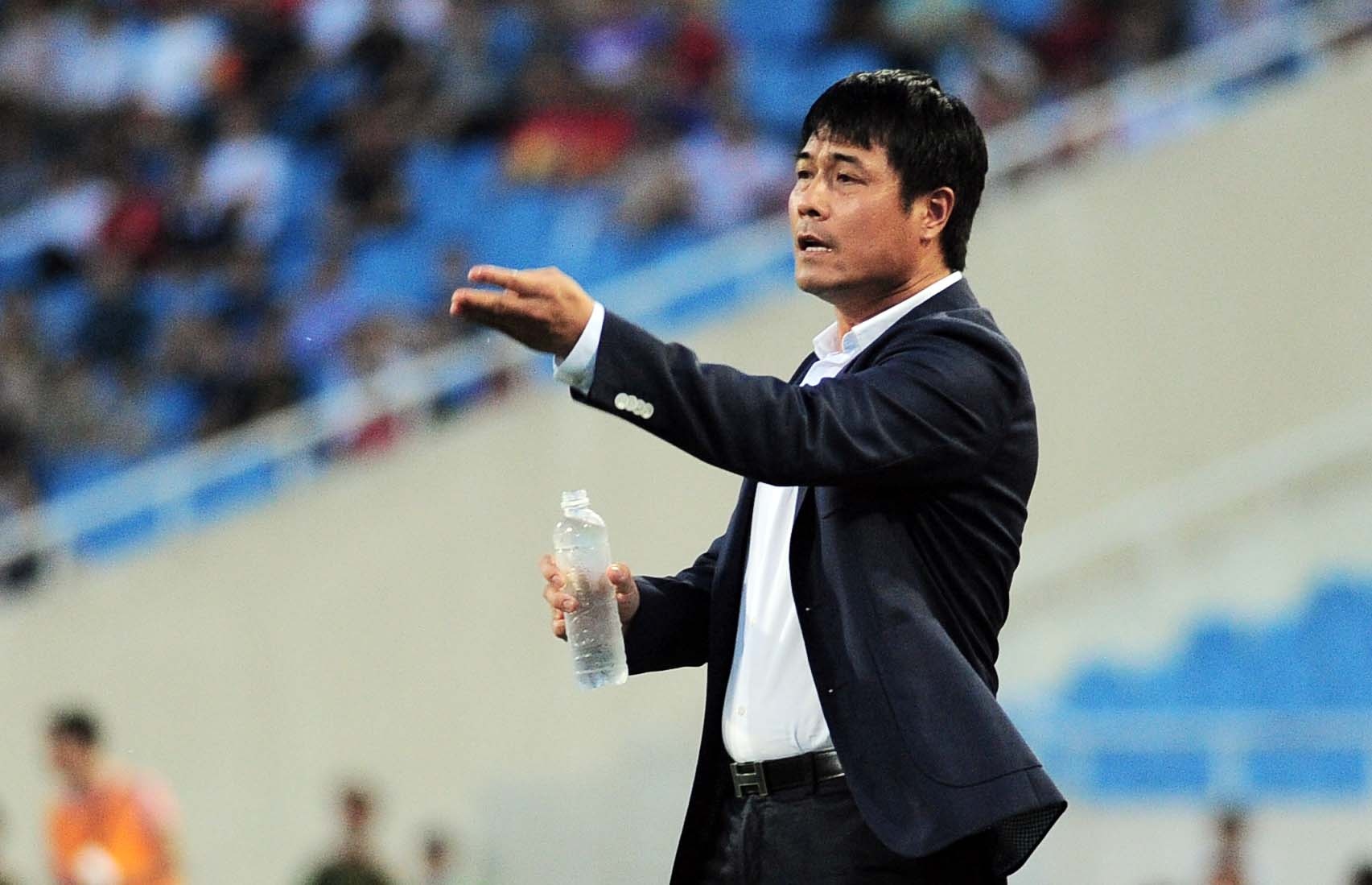 Bong ma chan thuong am anh Huu Thang dip Halloween hinh anh