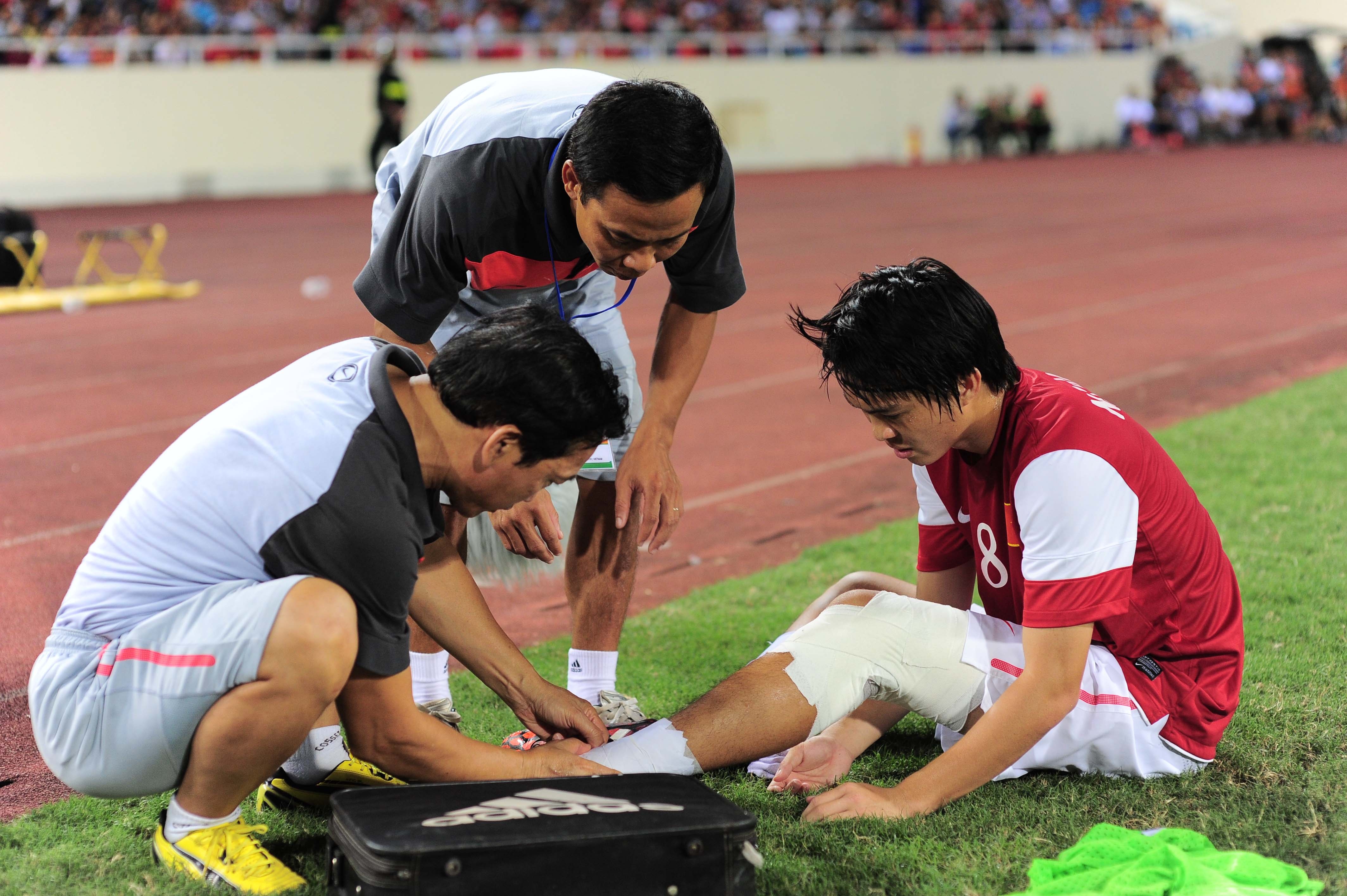 Tuan Anh nguy co mat AFF Cup 2016 anh 1