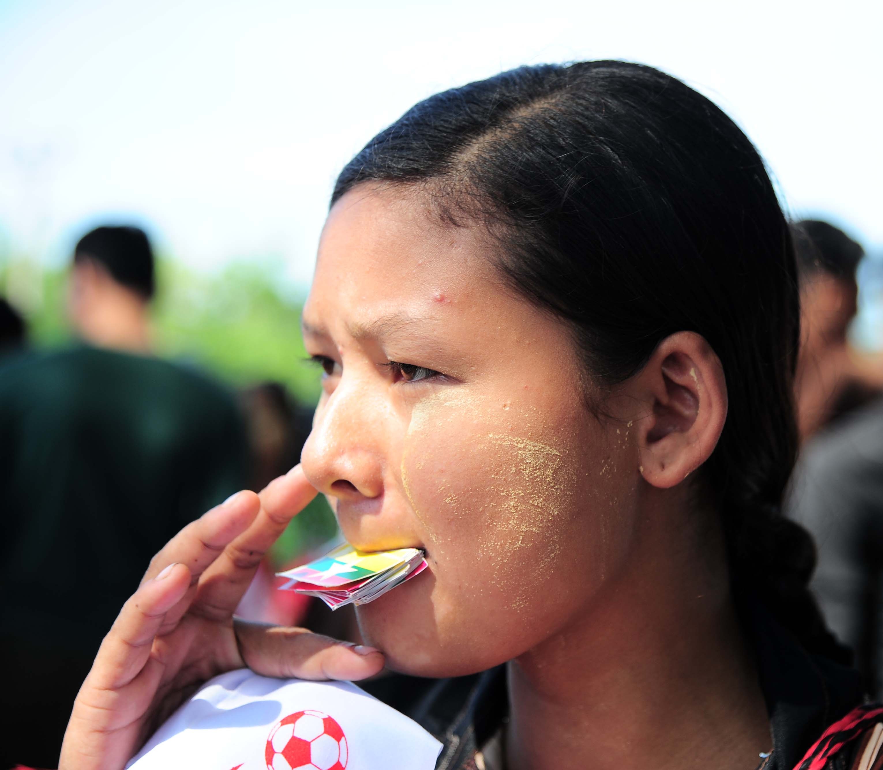 Myanmar vs Viet Nam: Co dong vien chu nha tu tap tu som hinh anh