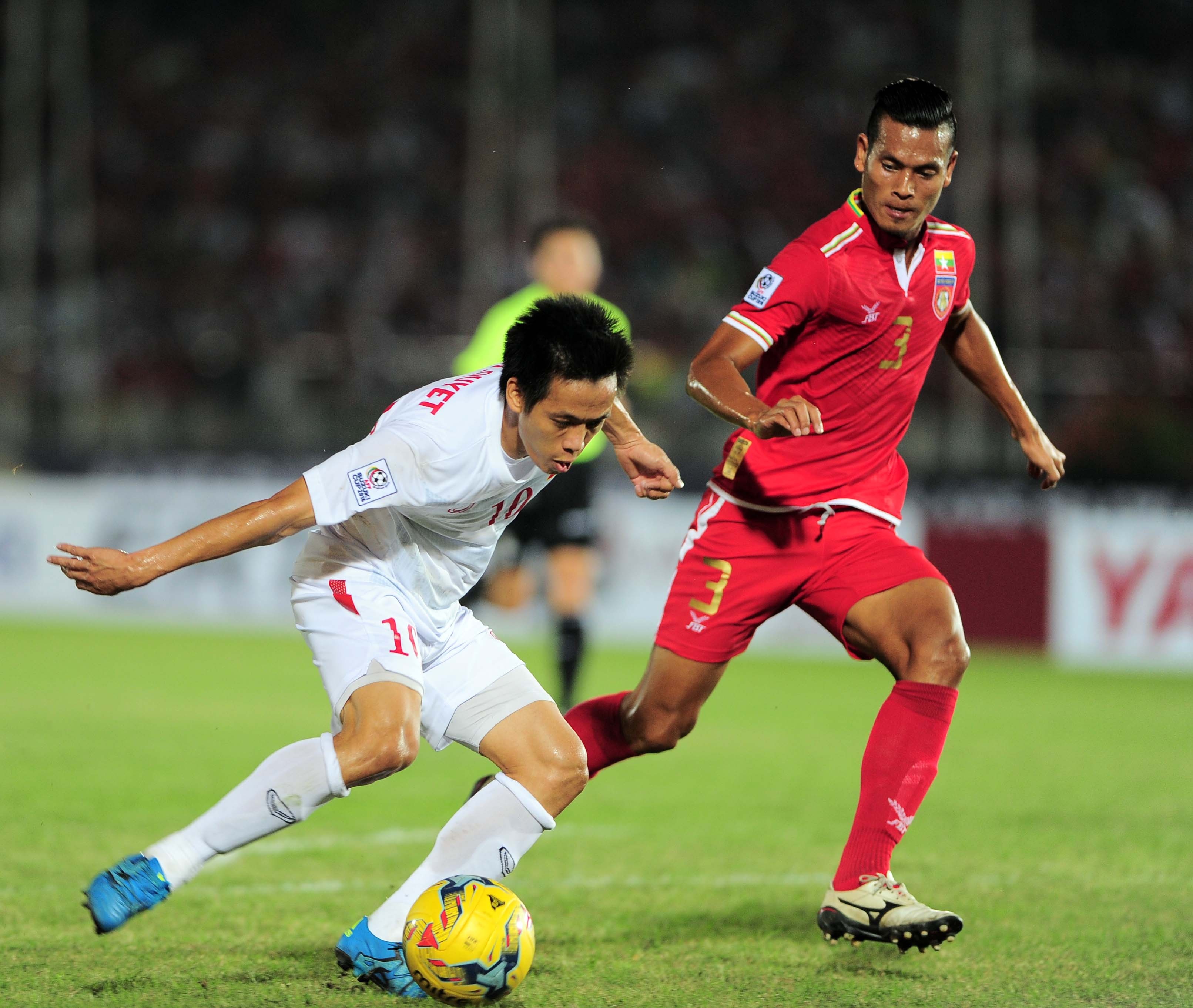 Viet Nam toan thang vao ban ket anh 3