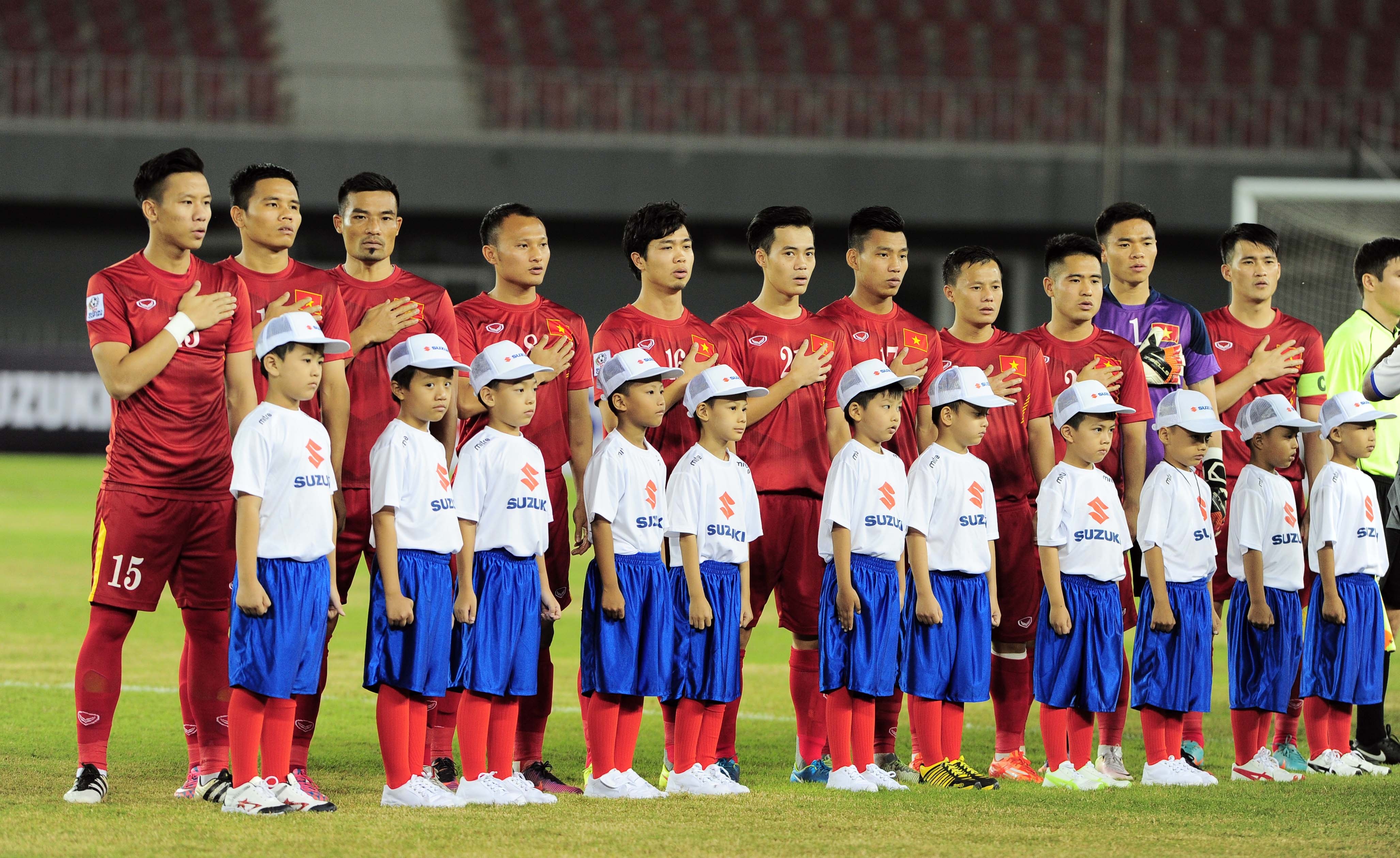 Viet Nam toan thang vao ban ket anh 11