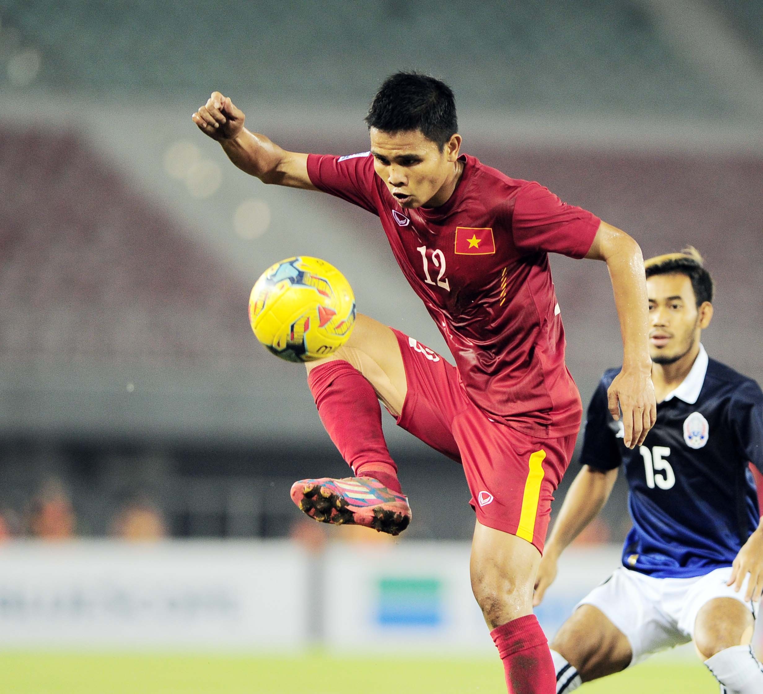 Công Phượng thử nghiệm bất thành ảnh 1 Cong Phuong thu nghiem bat thanh anh 1