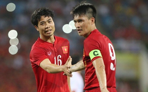 Indonesia vs Viet Nam: Cong Vinh hay Cong Phuong toa sang? hinh anh