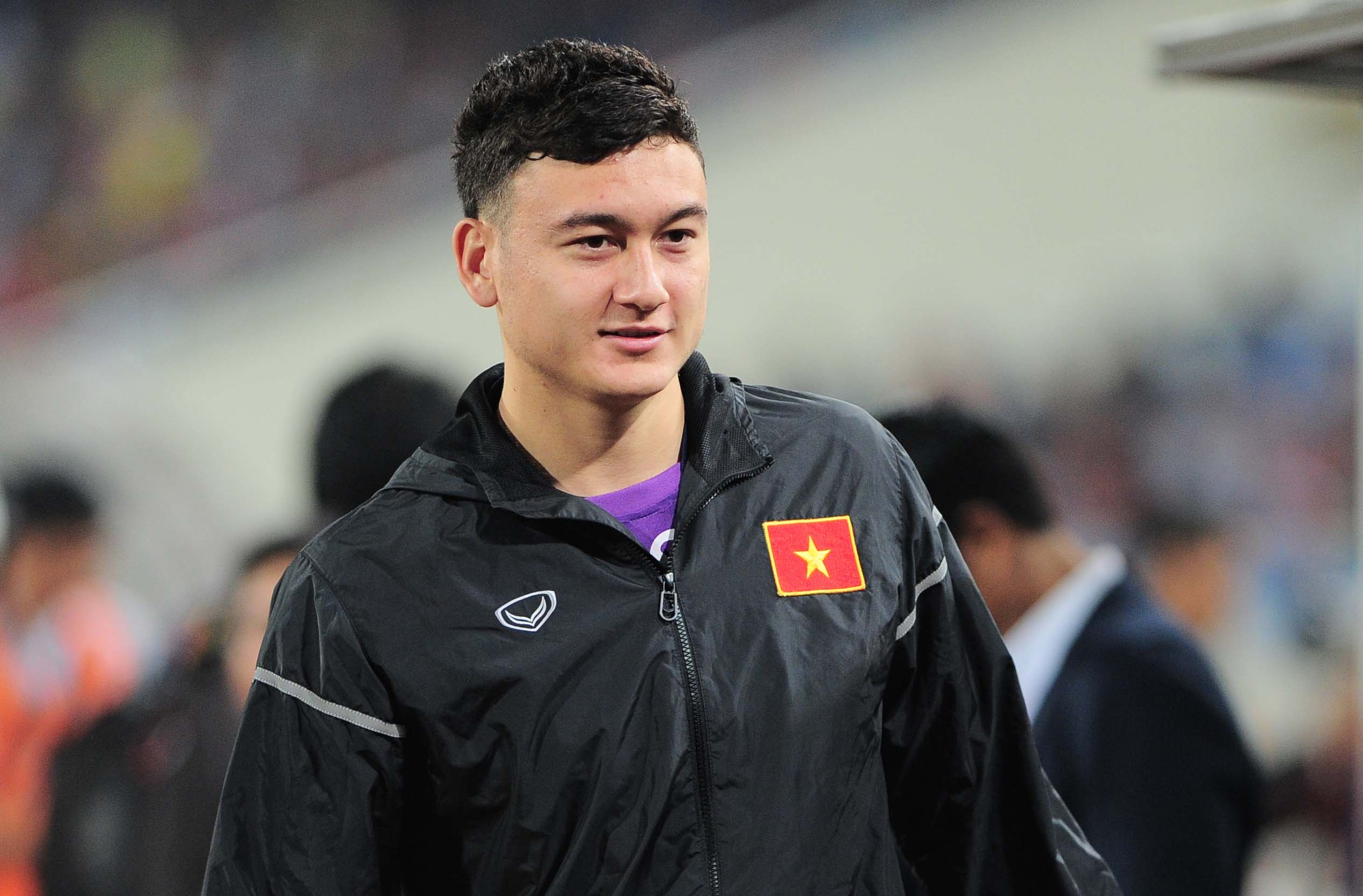 Huu Thang dung nguoi lang phi anh 1