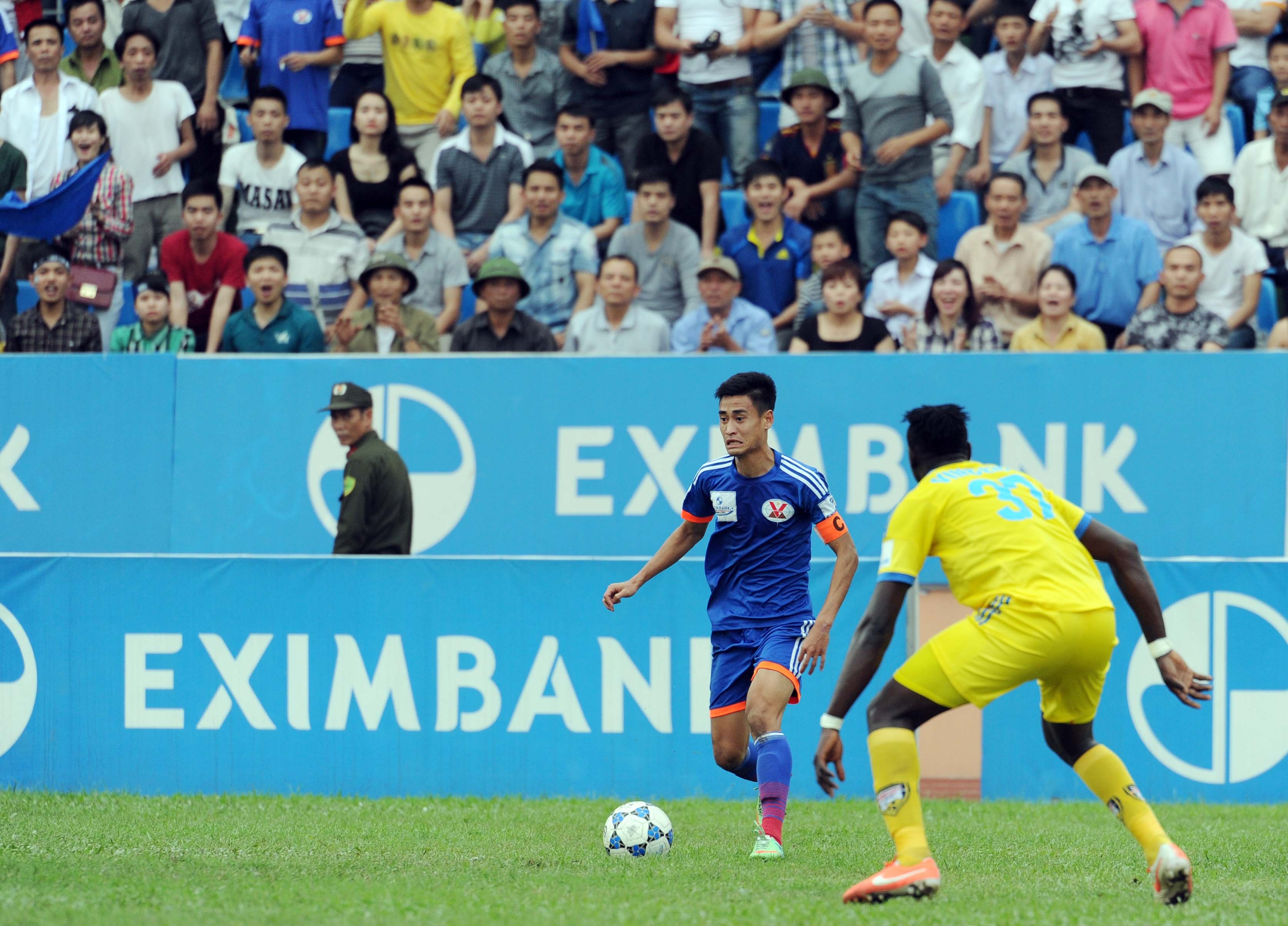 Vũ Minh Tuấn bàn thắng tặng cha ảnh 1 Vu Minh Tuan ban thang tang cha anh 1