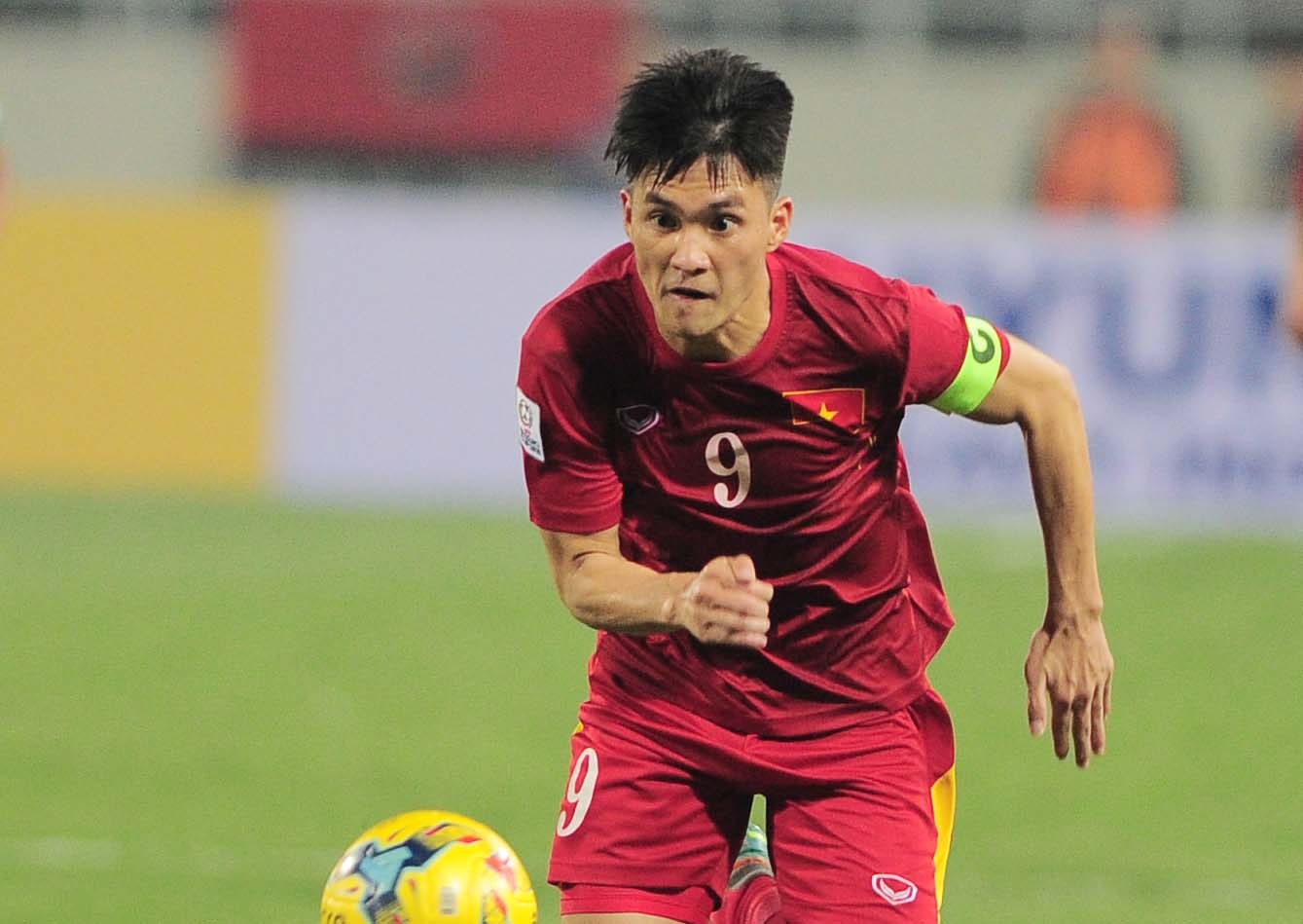 Cong Vinh va chuyen ong chu tich lam chieu hinh anh