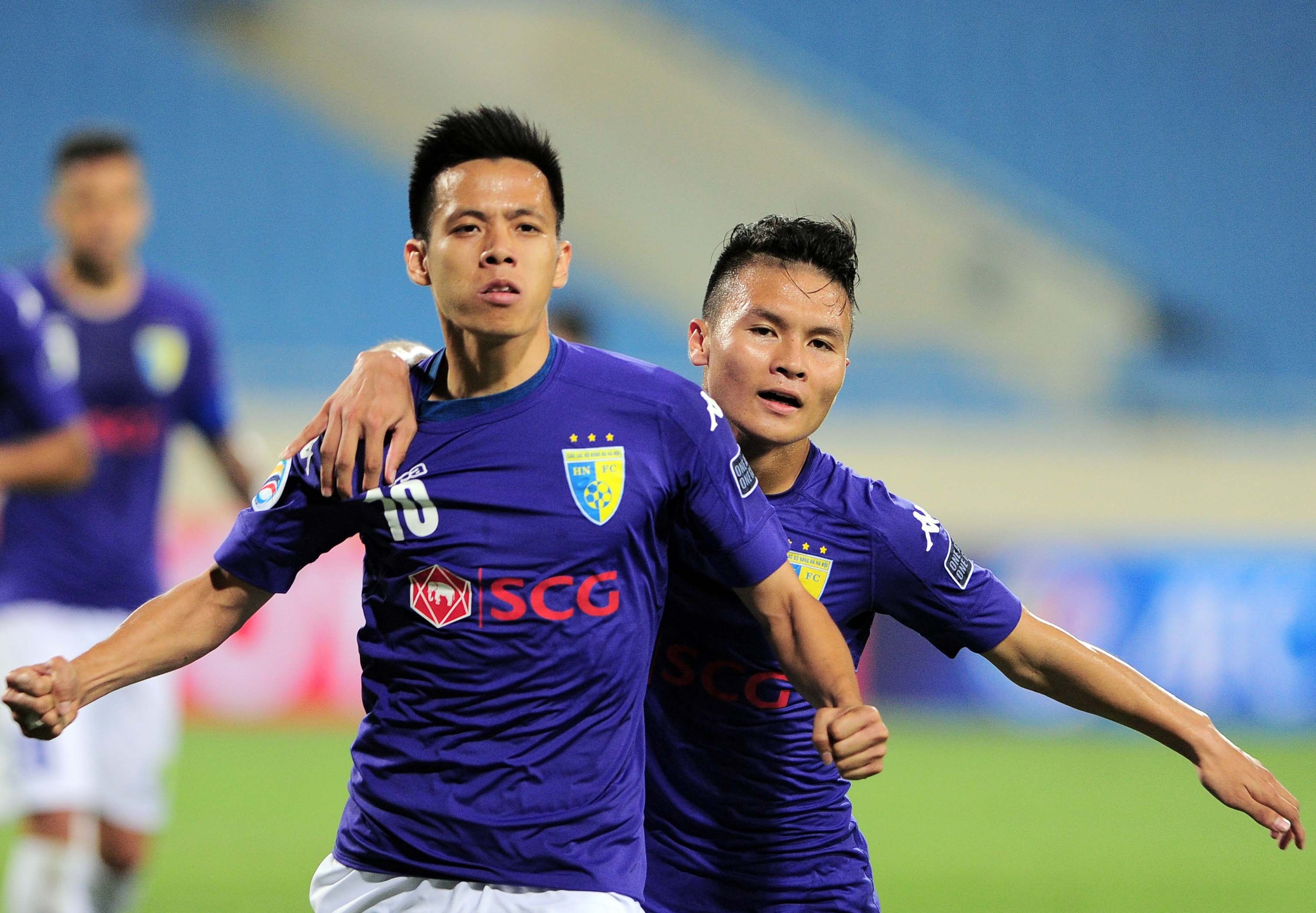 Van Quyet lap sieu pham anh 8