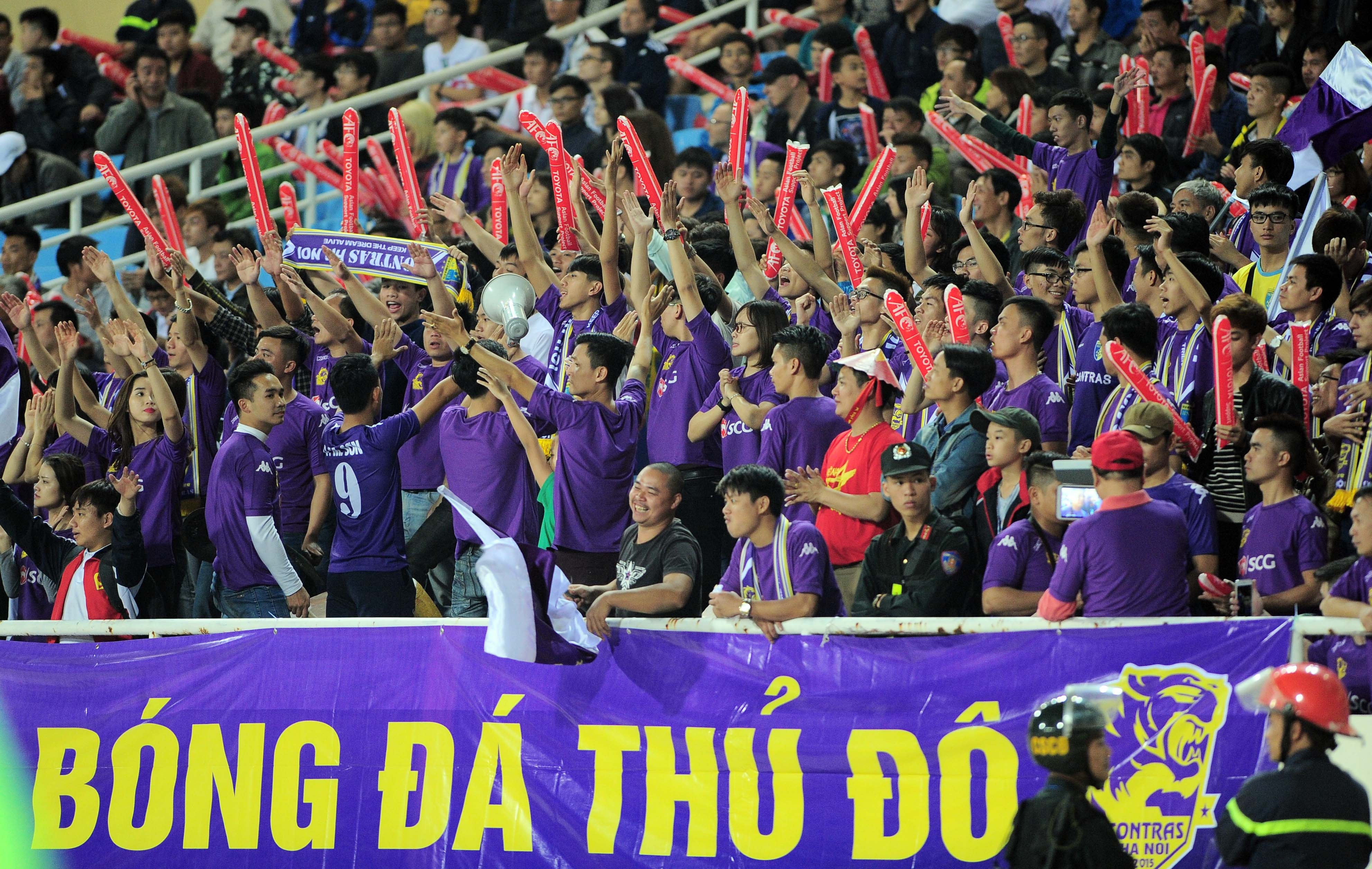 Van Quyet lap sieu pham anh 9