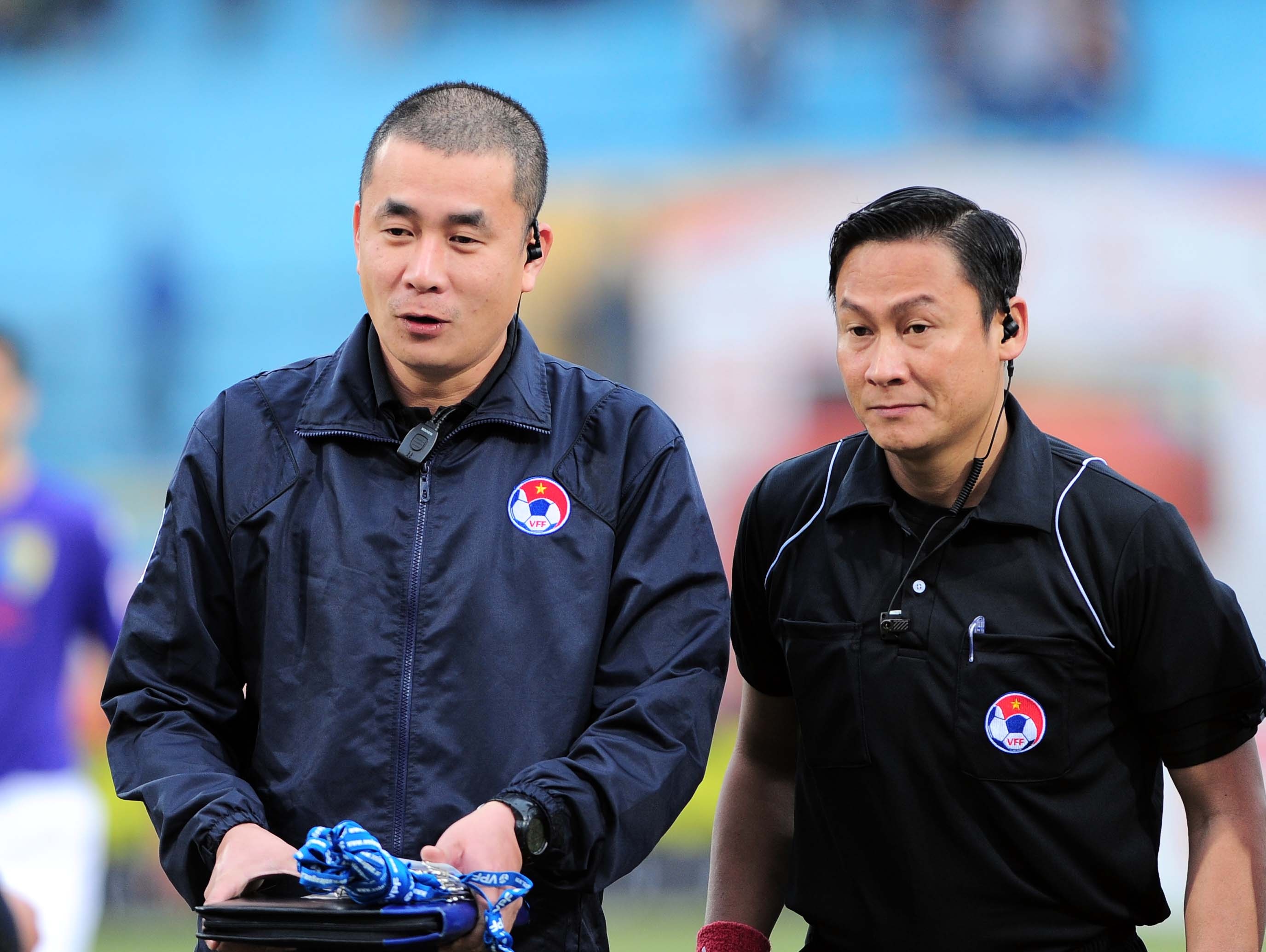 Vong 7 V.League: Nhung sieu pham va vet gon trong tai hinh anh