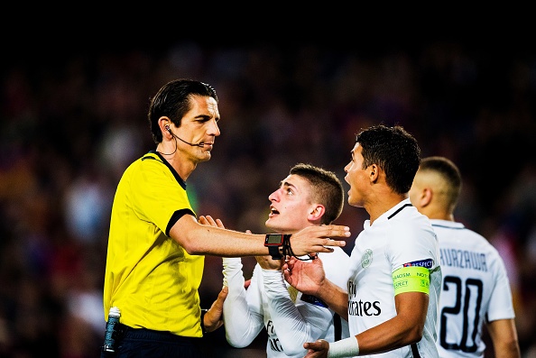 'Qua 11 m cho Barcelona giong tinh huong vo tran Long An' hinh anh