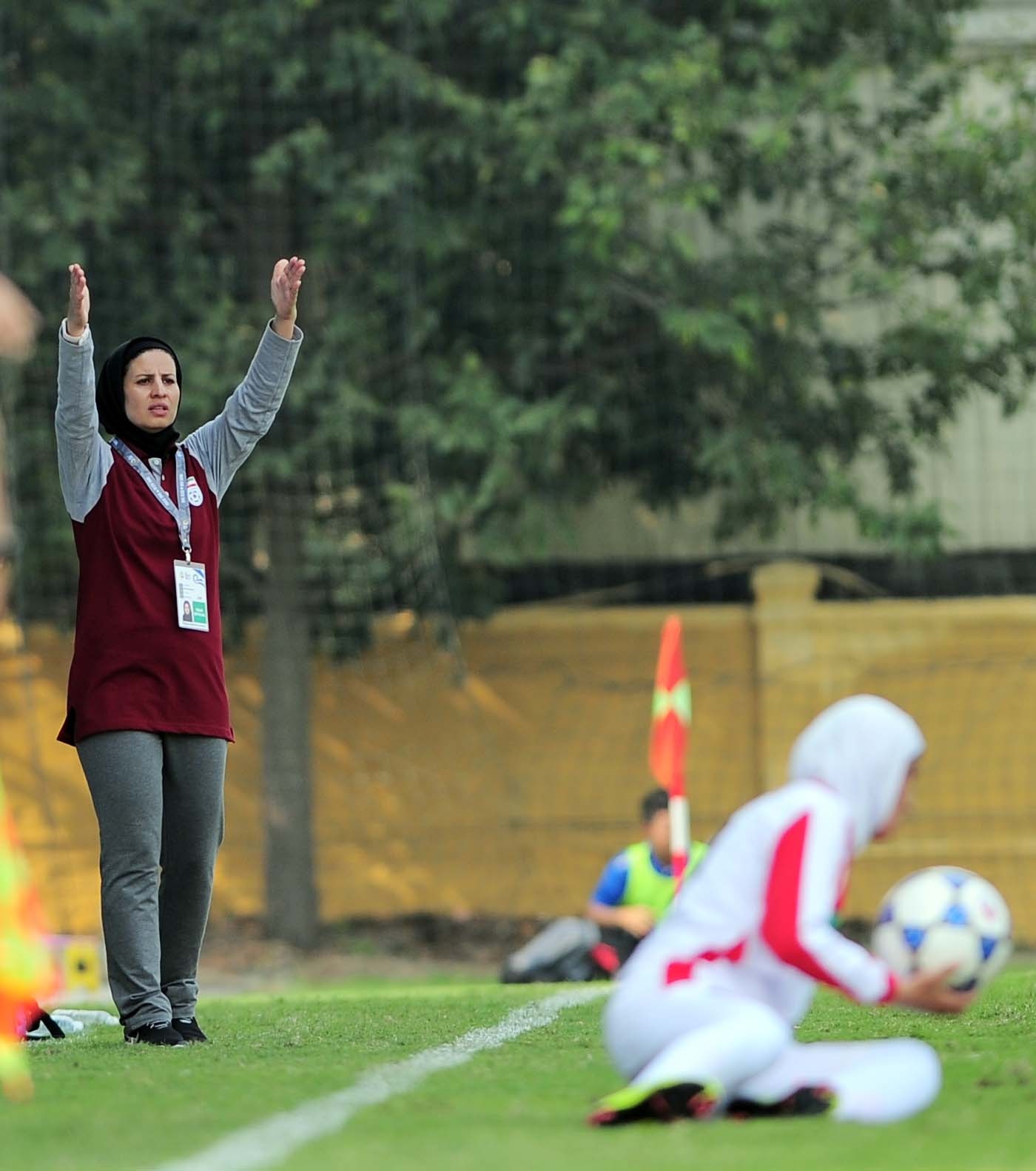 ve dep cau thu nu Iran anh 5