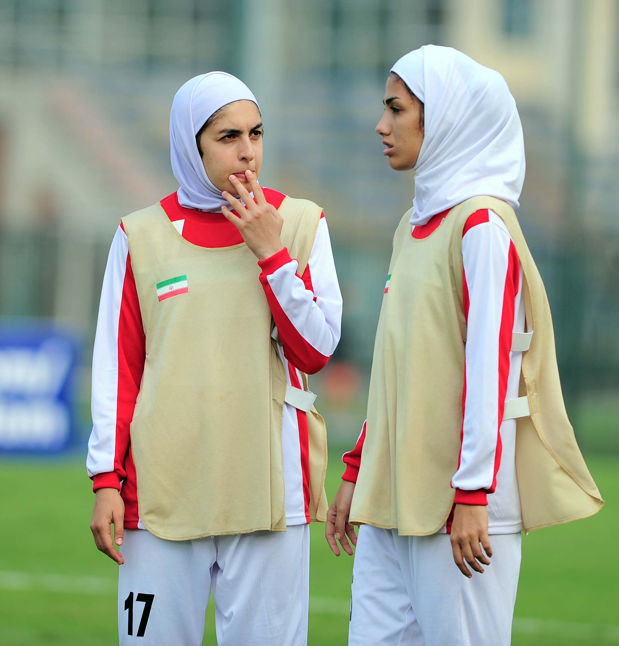 ve dep cau thu nu Iran anh 9