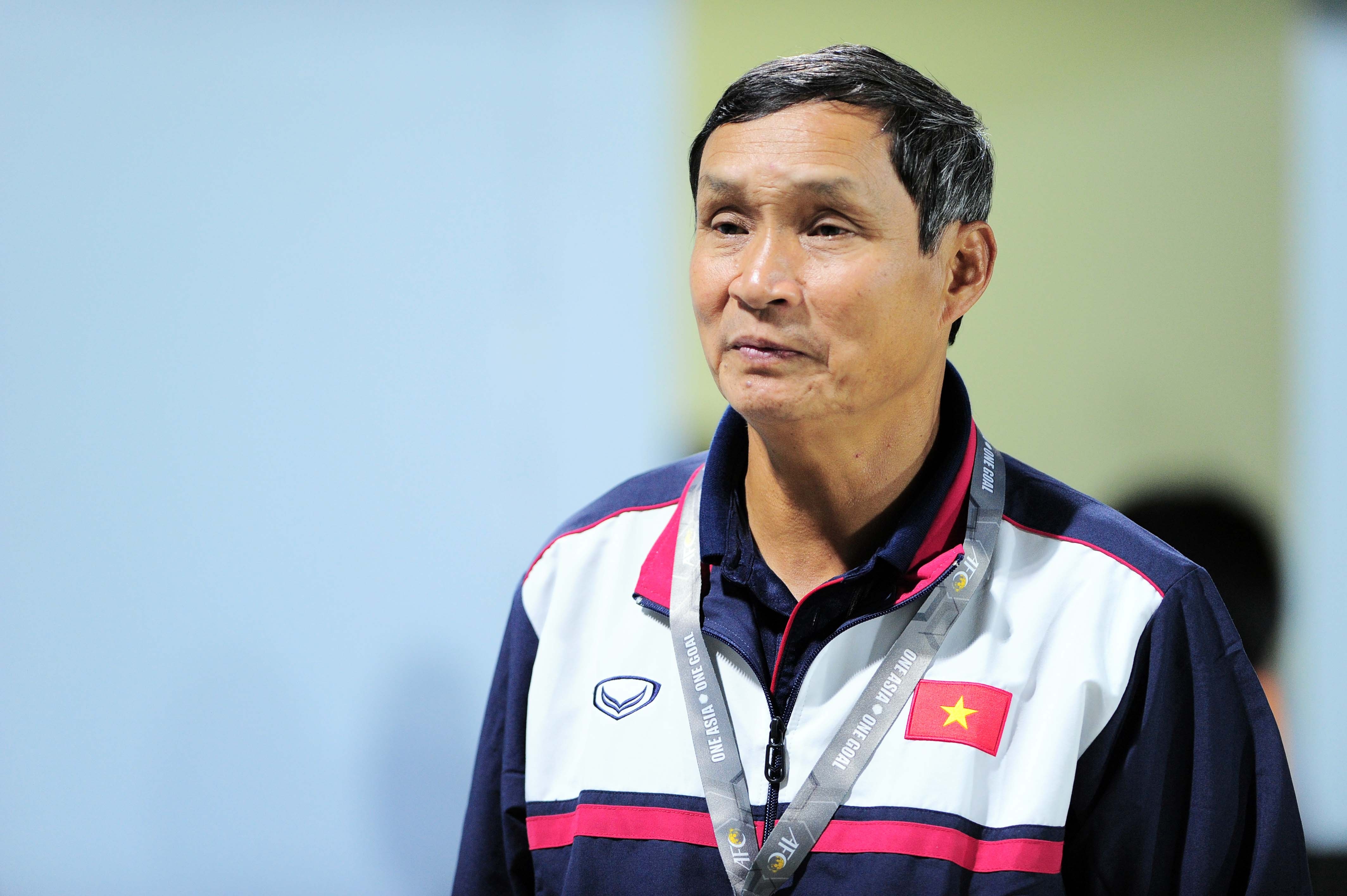 HLV Mai Duc Chung: Nu Viet Nam van de danh quan gap Myanmar hinh anh