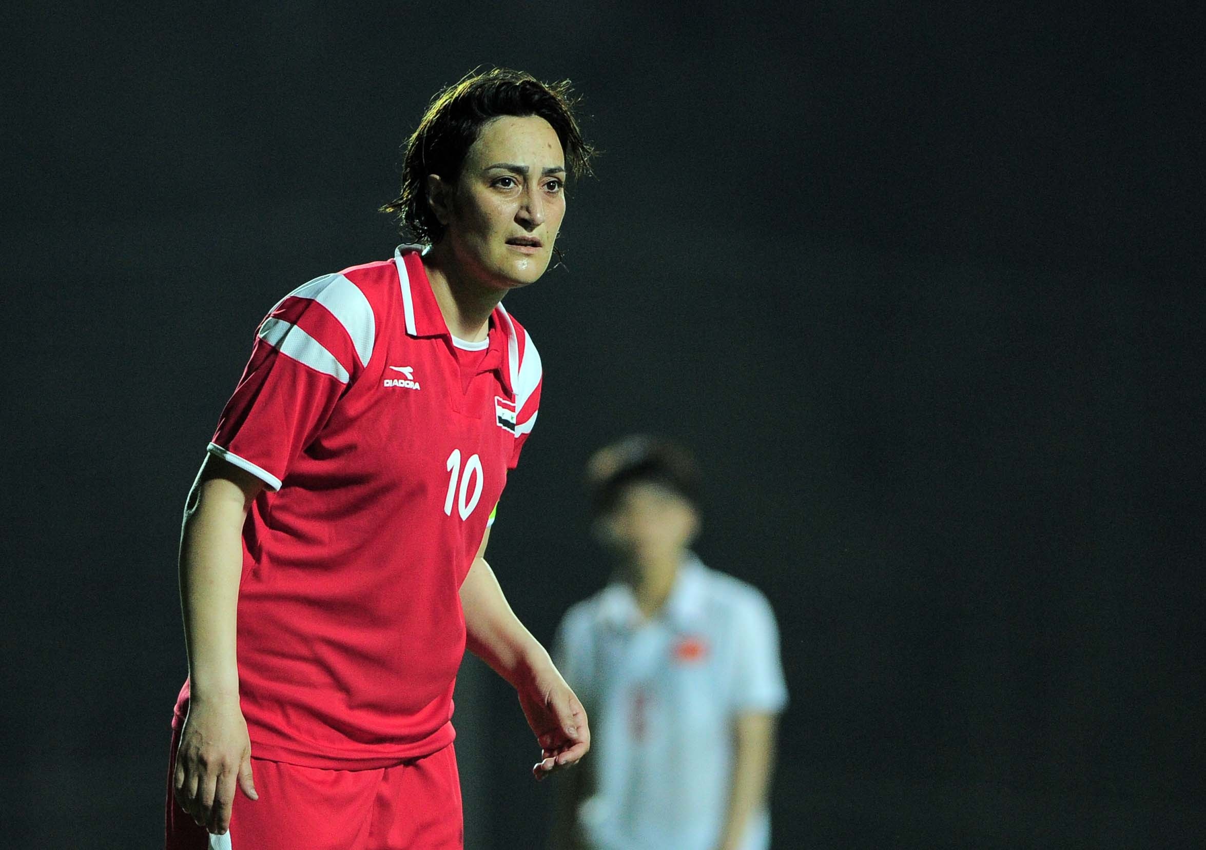 Nu cau thu Syria: Con bong da la con su song hinh anh