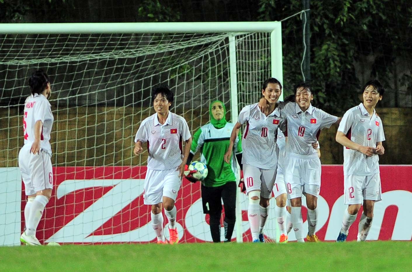 nu Viet Nam thang dam anh 9