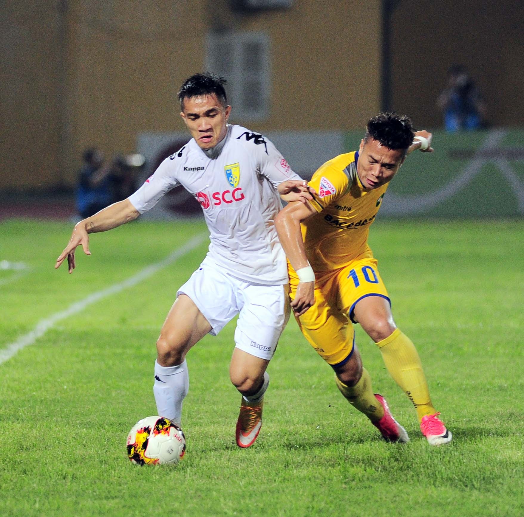 Ha Noi vs SLNA anh 2