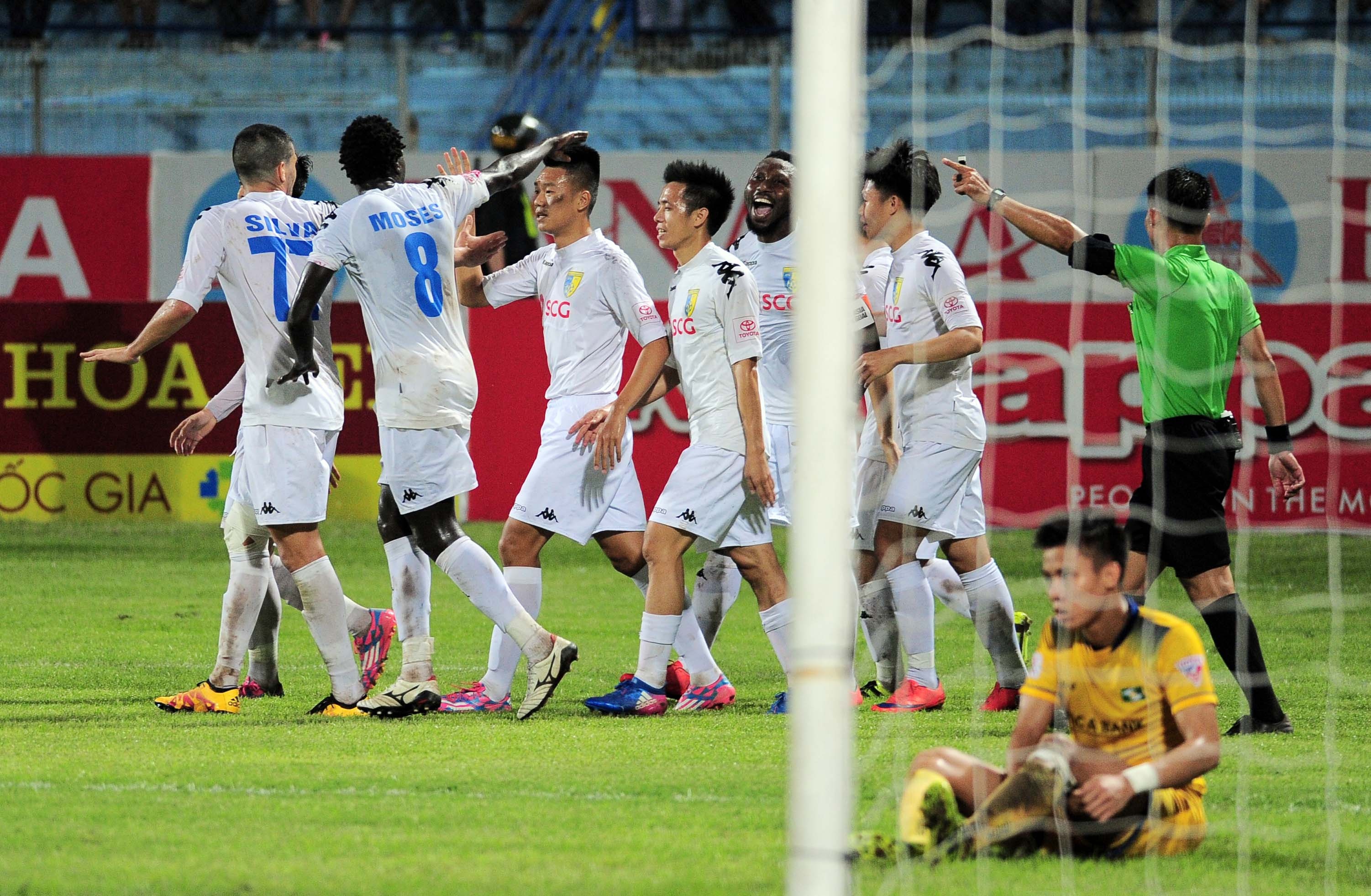 Ha Noi vs SLNA anh 7