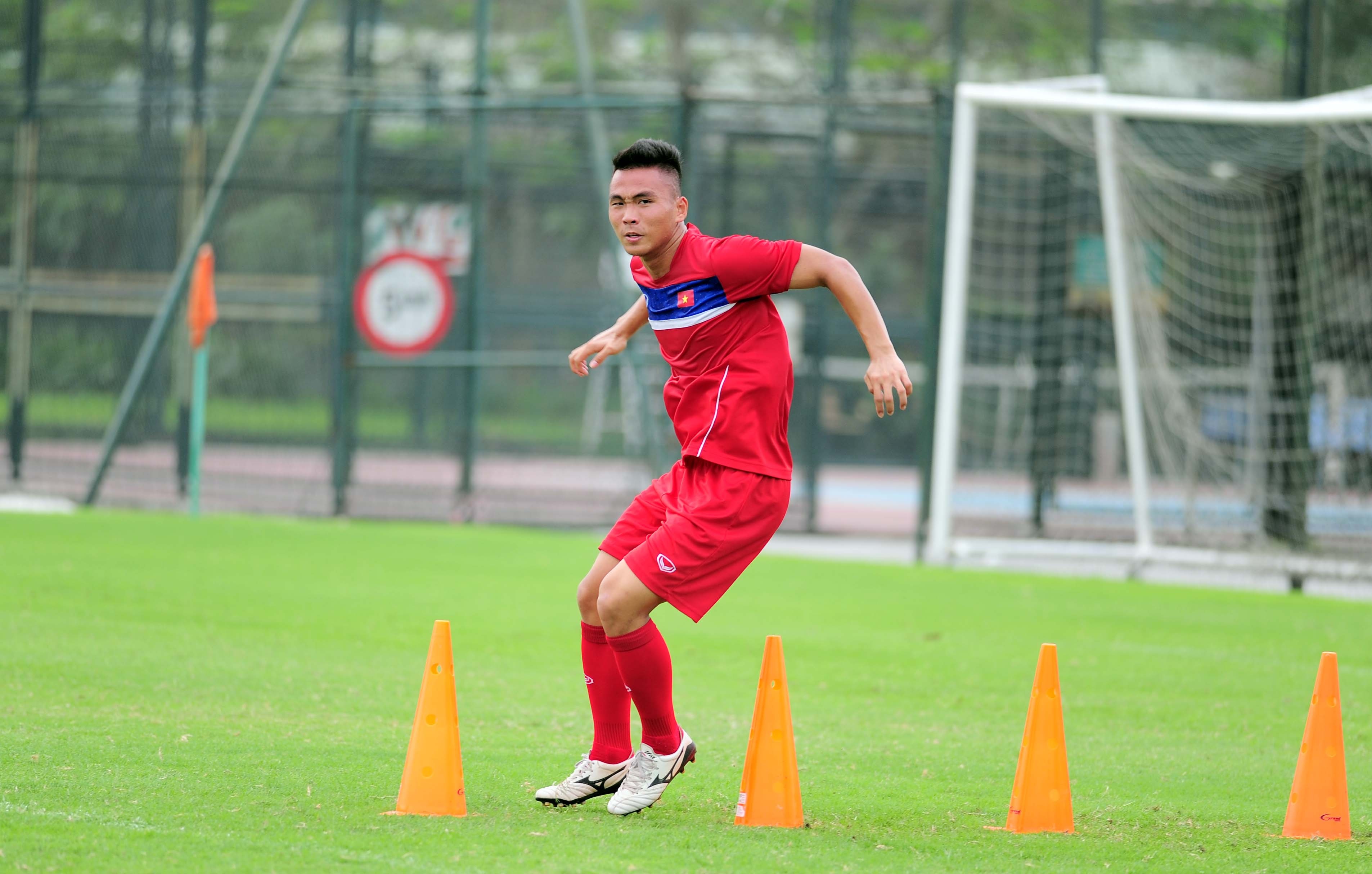 U20 Viet Nam tap the luc anh 7