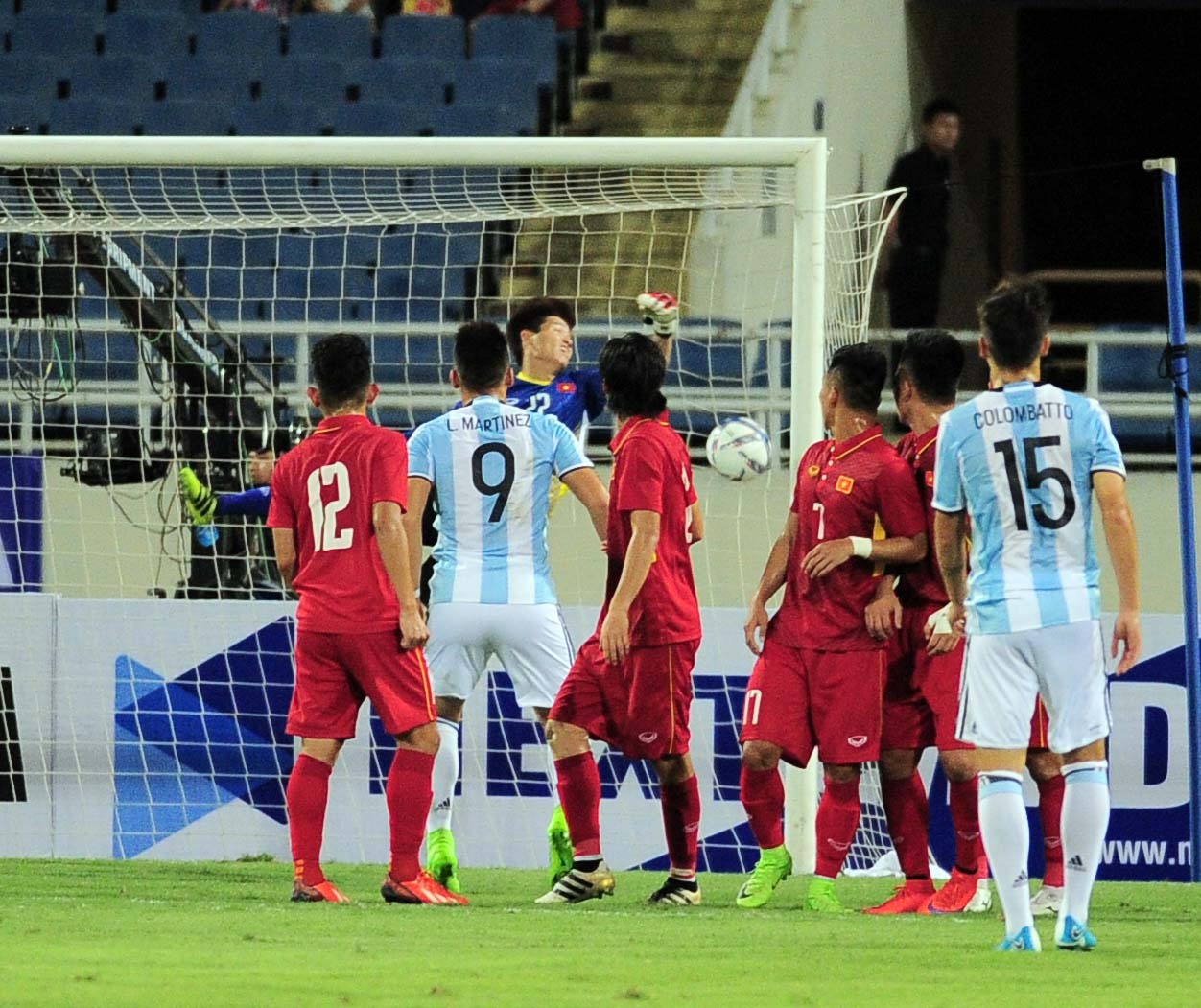 U22 Viet Nam vs U20 Argentina anh 2