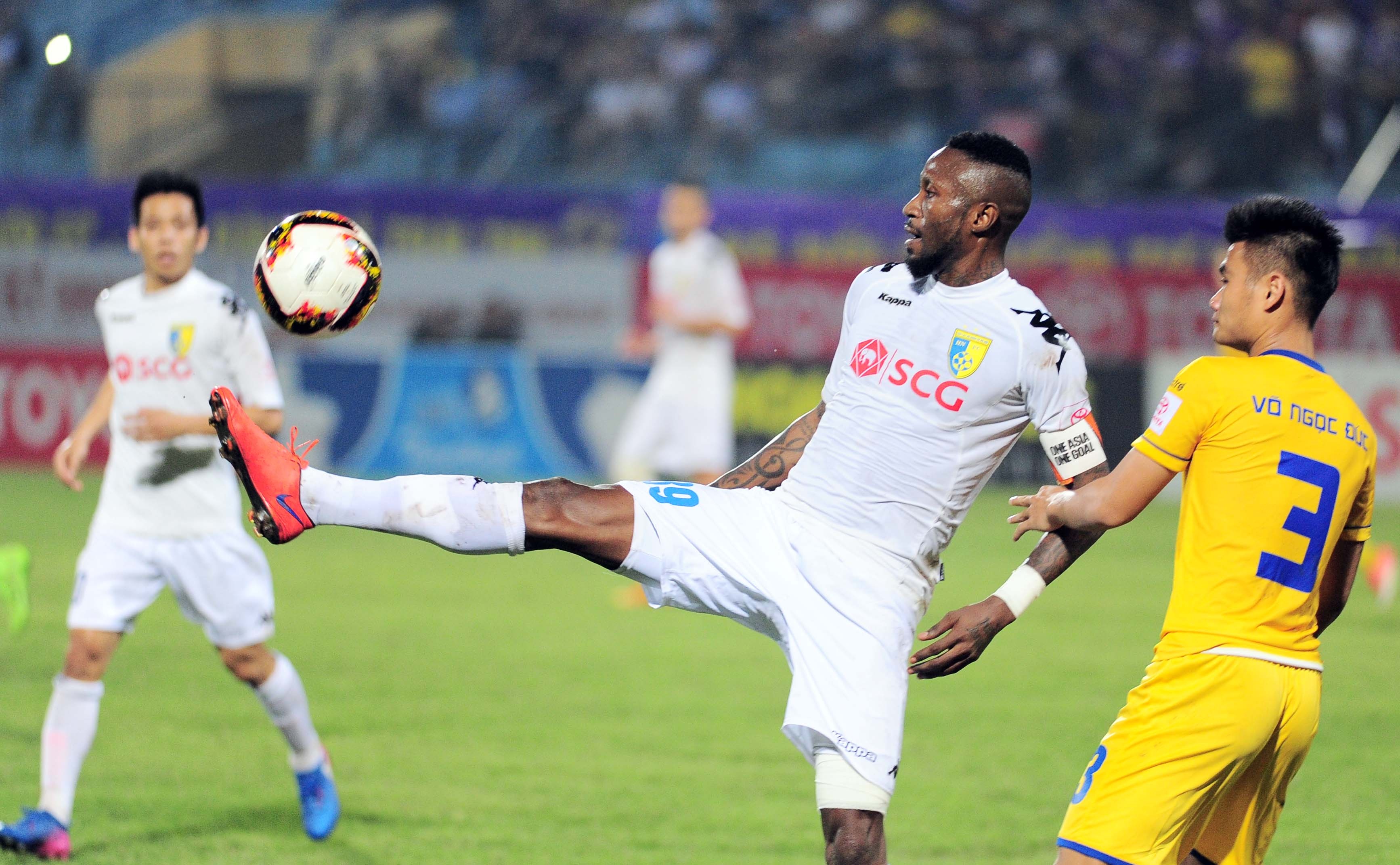 Doi tuyen Viet Nam can bao nhieu cau thu nhap tich? hinh anh