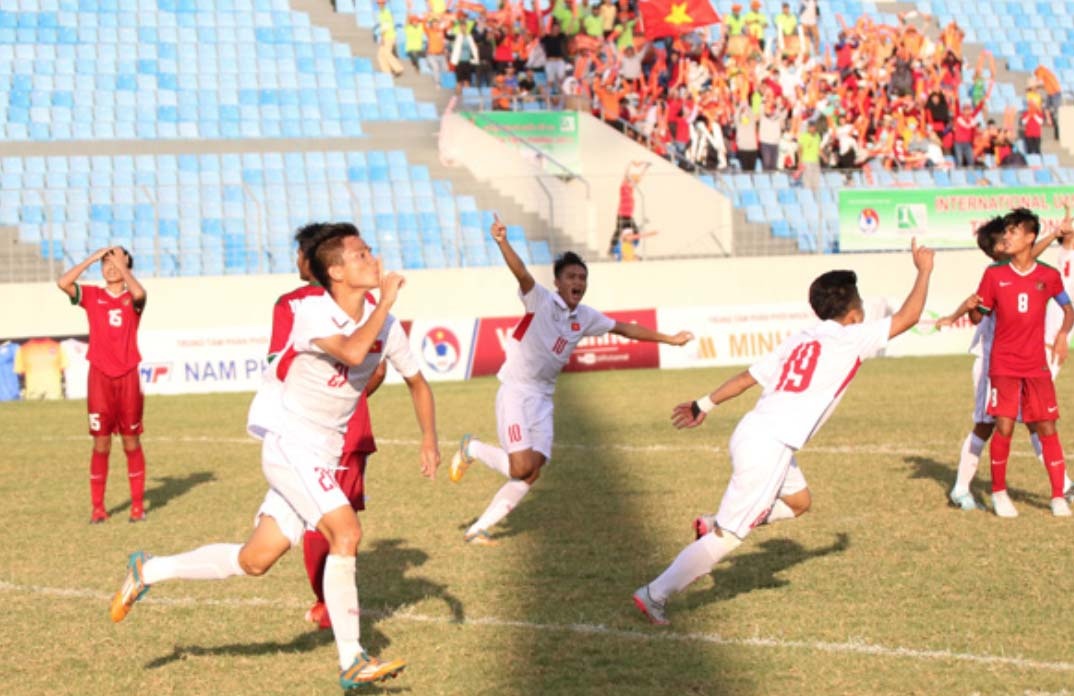 U15 Viet Nam vat va chia diem voi U15 Indonesia hinh anh
