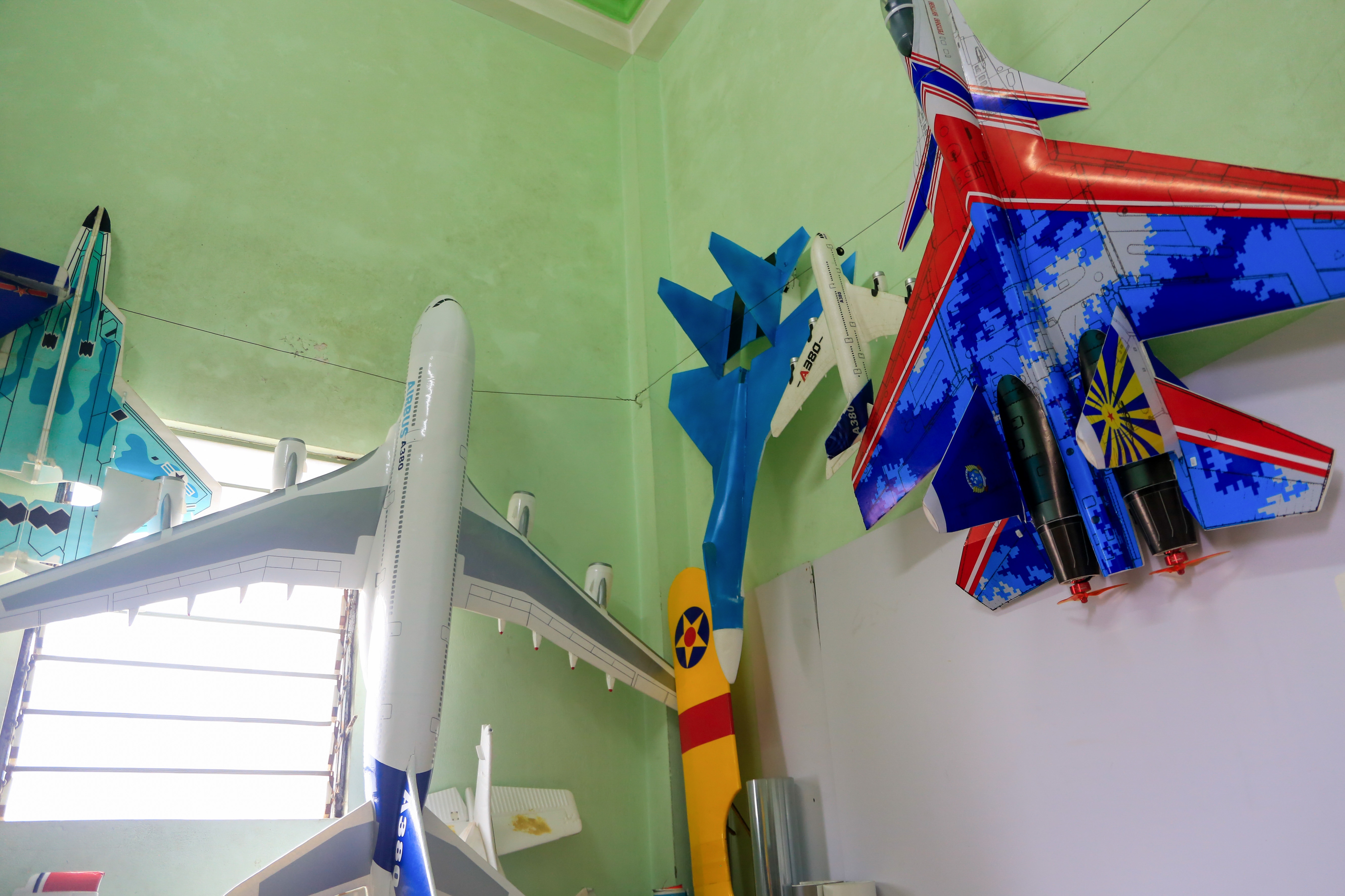 May bay canh bang anh 1