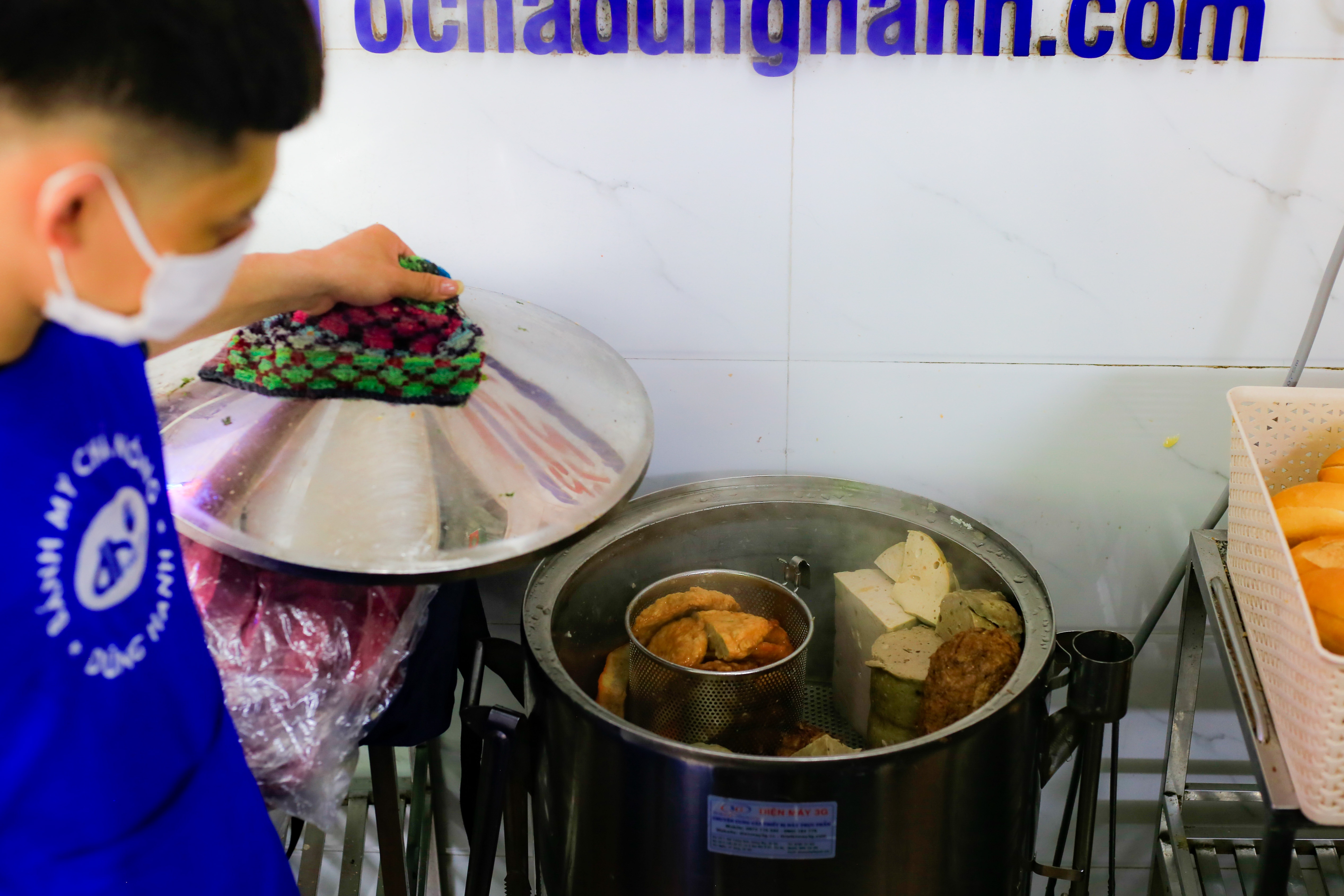 banh mi lau doi o Ha Noi anh 3