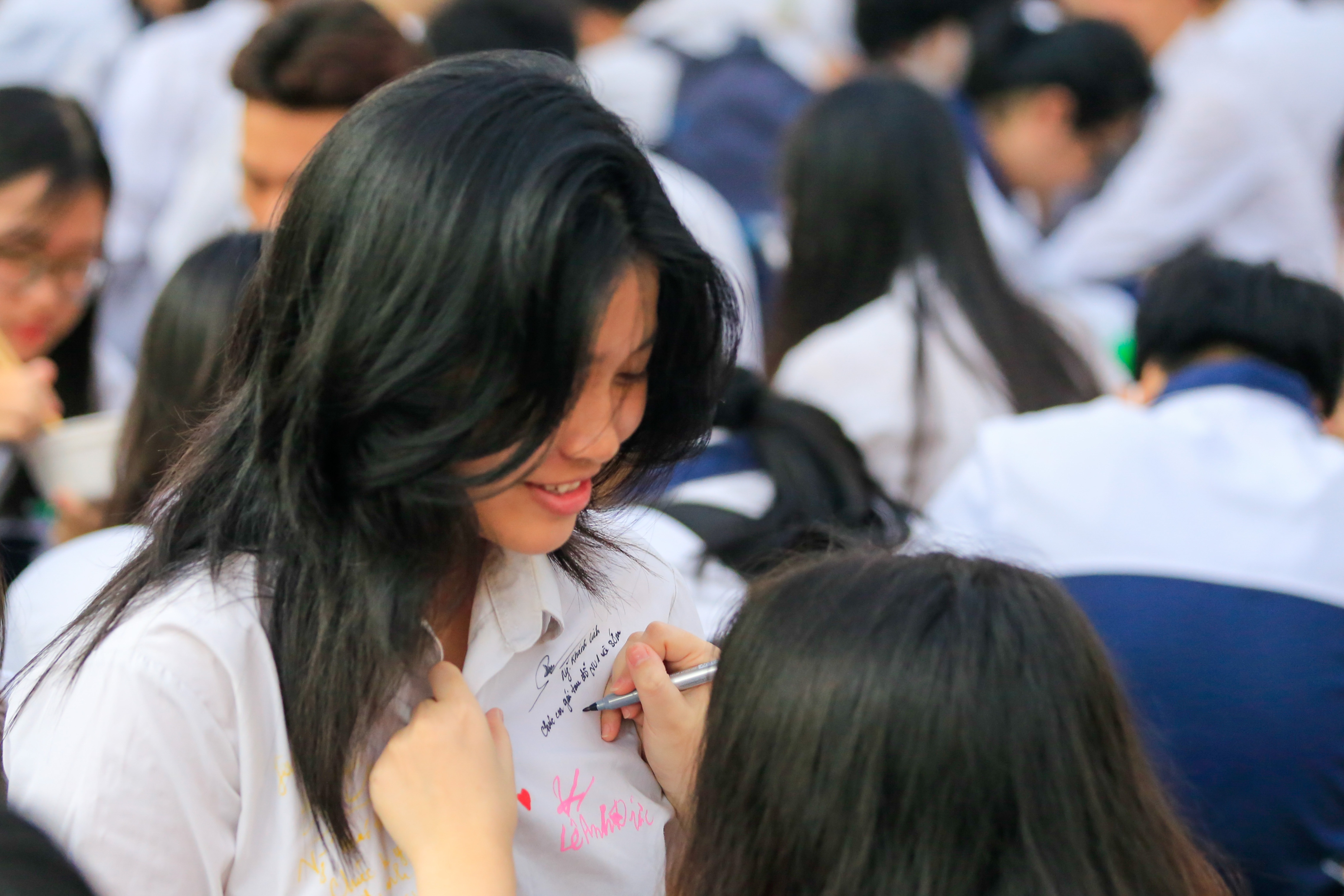 le chia tay tuoi hoc tro cua hoc sinh lop 12 anh 7