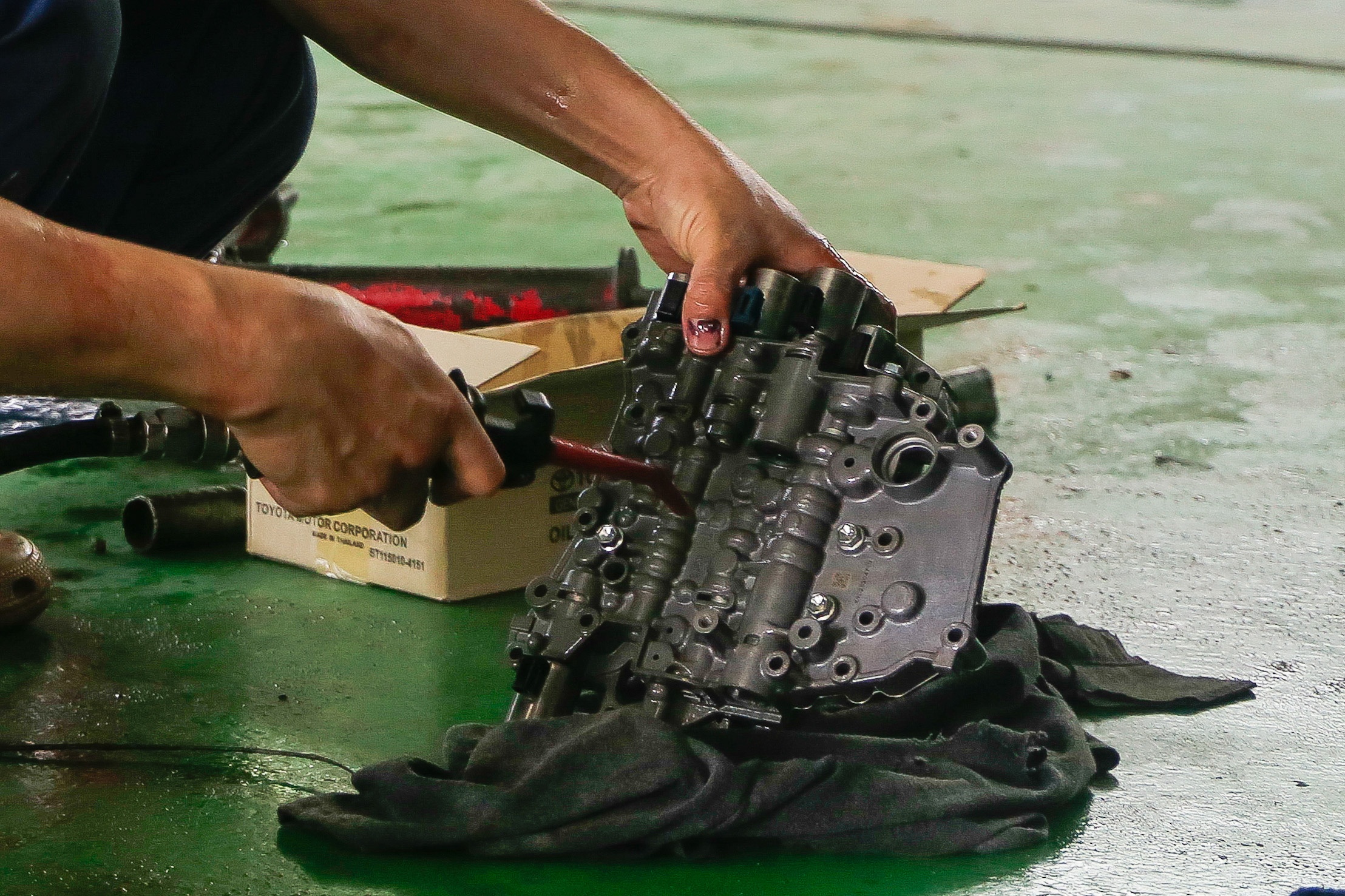 Xe chet may khi gap mua lon anh 4