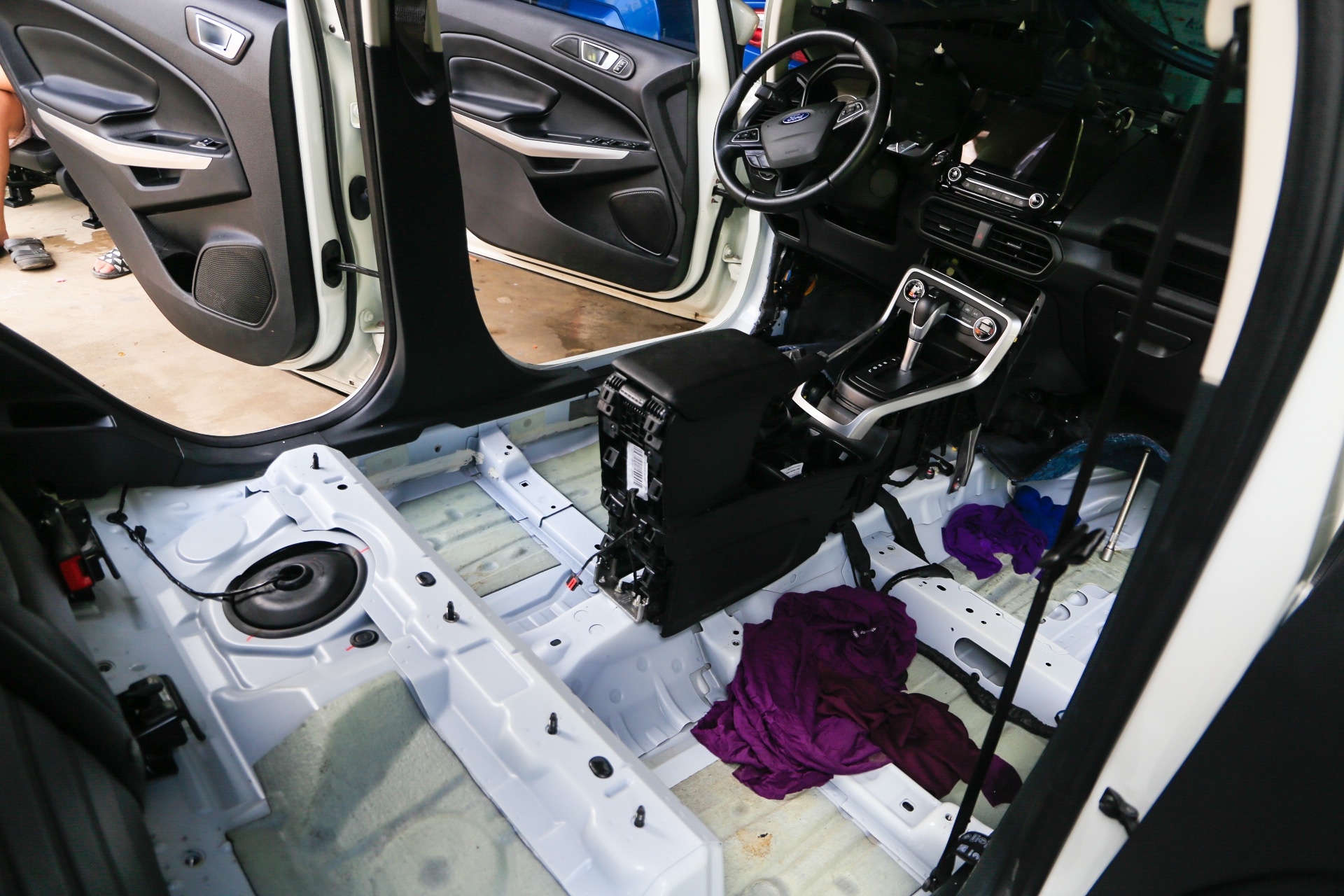 Ha Noi mua lon nhieu xe chet may anh 5