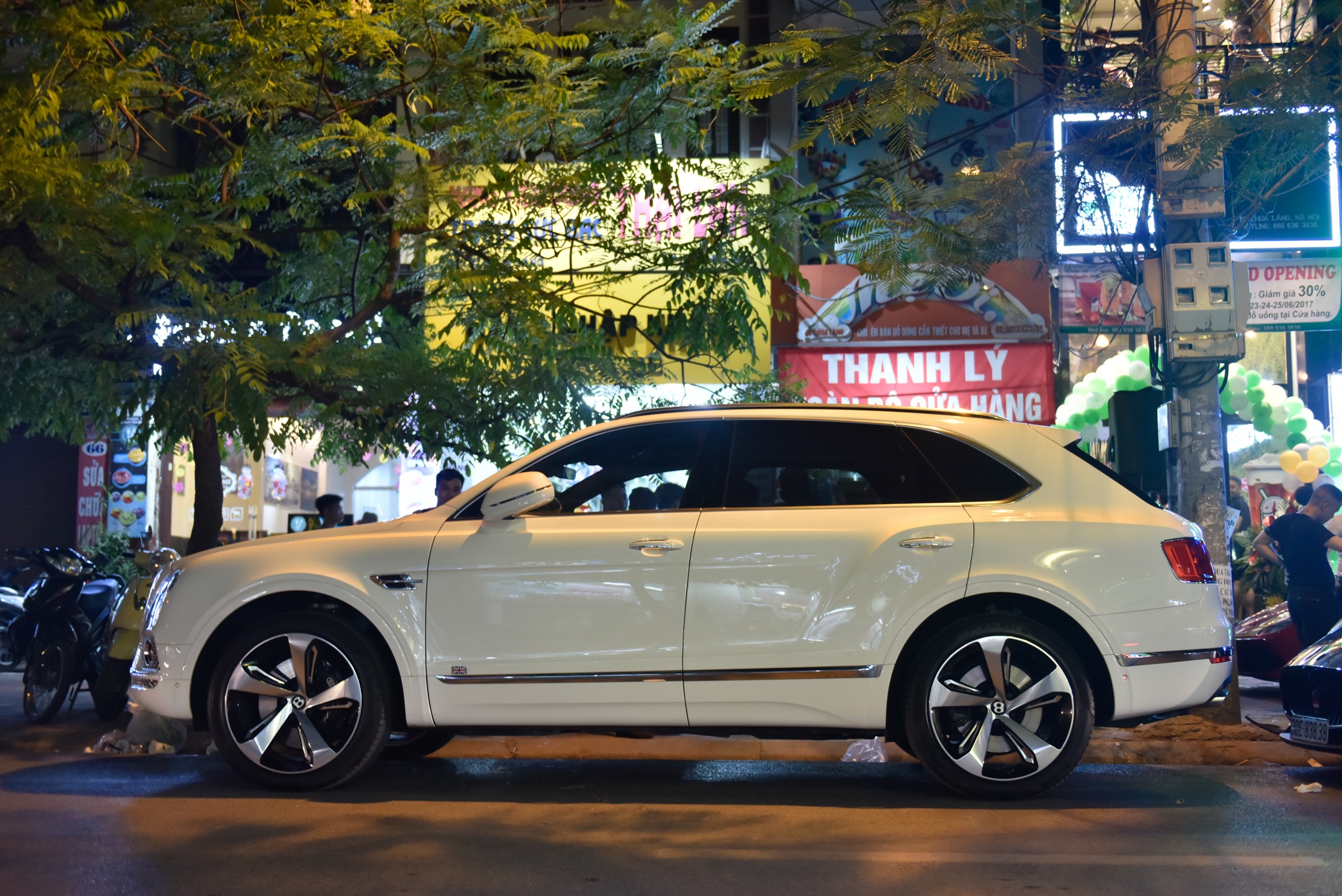 Ferrari 488 Spider anh 6