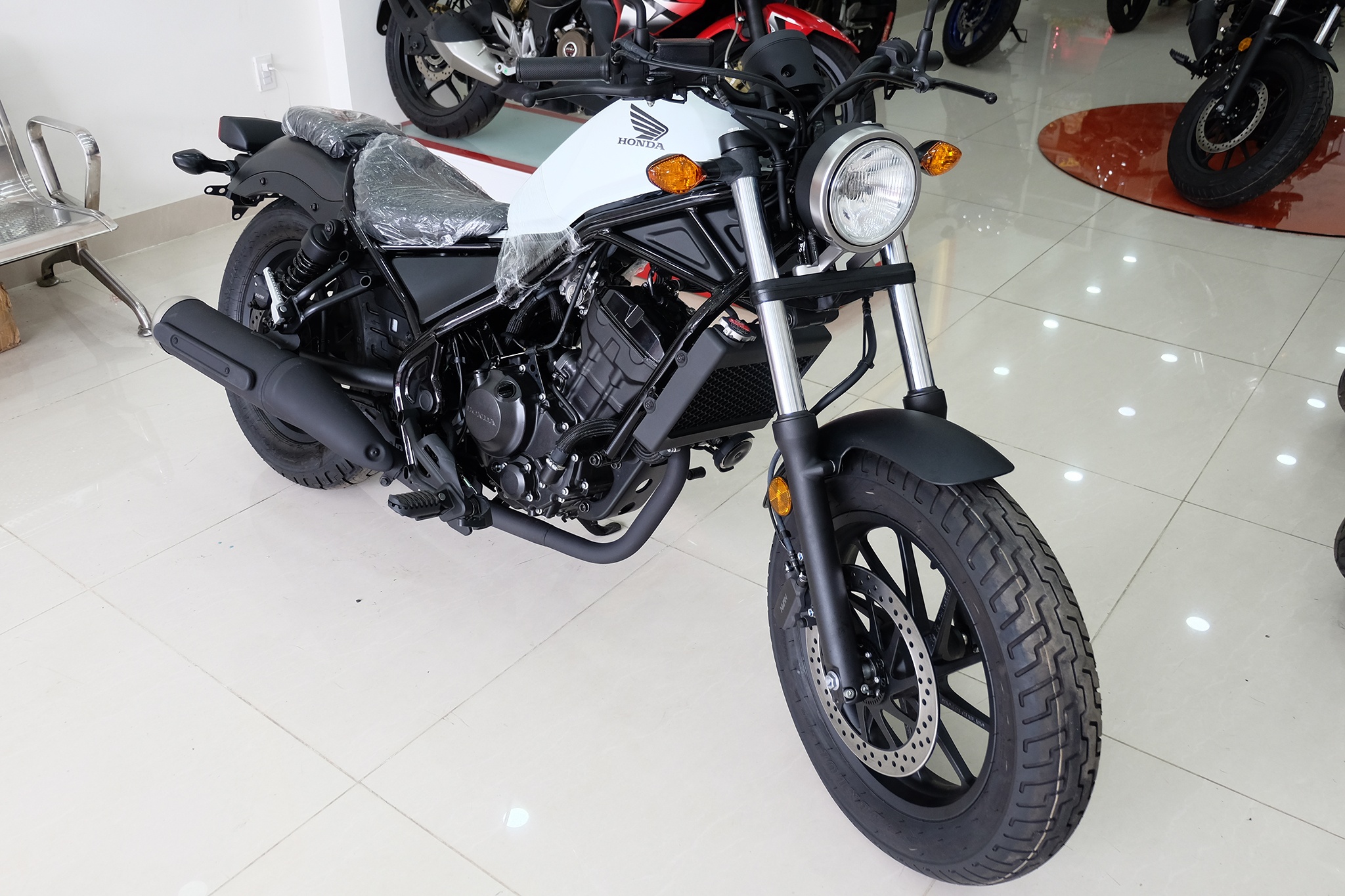 Honda Rebel 2017 anh 2