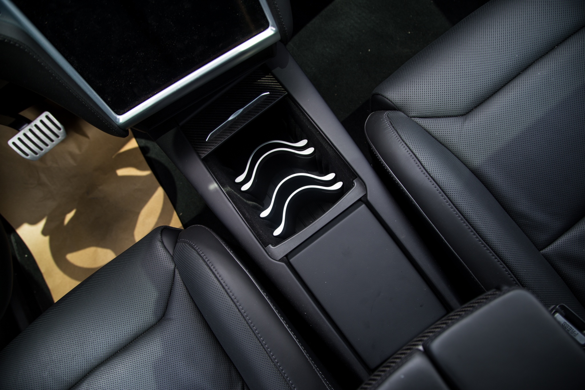 Tesla Model X anh 13