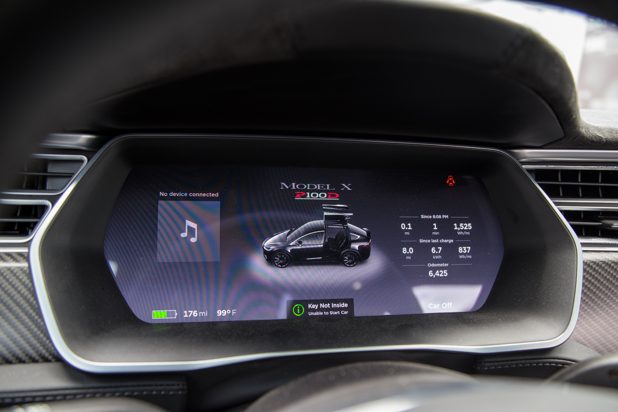 Tesla Model X anh 12